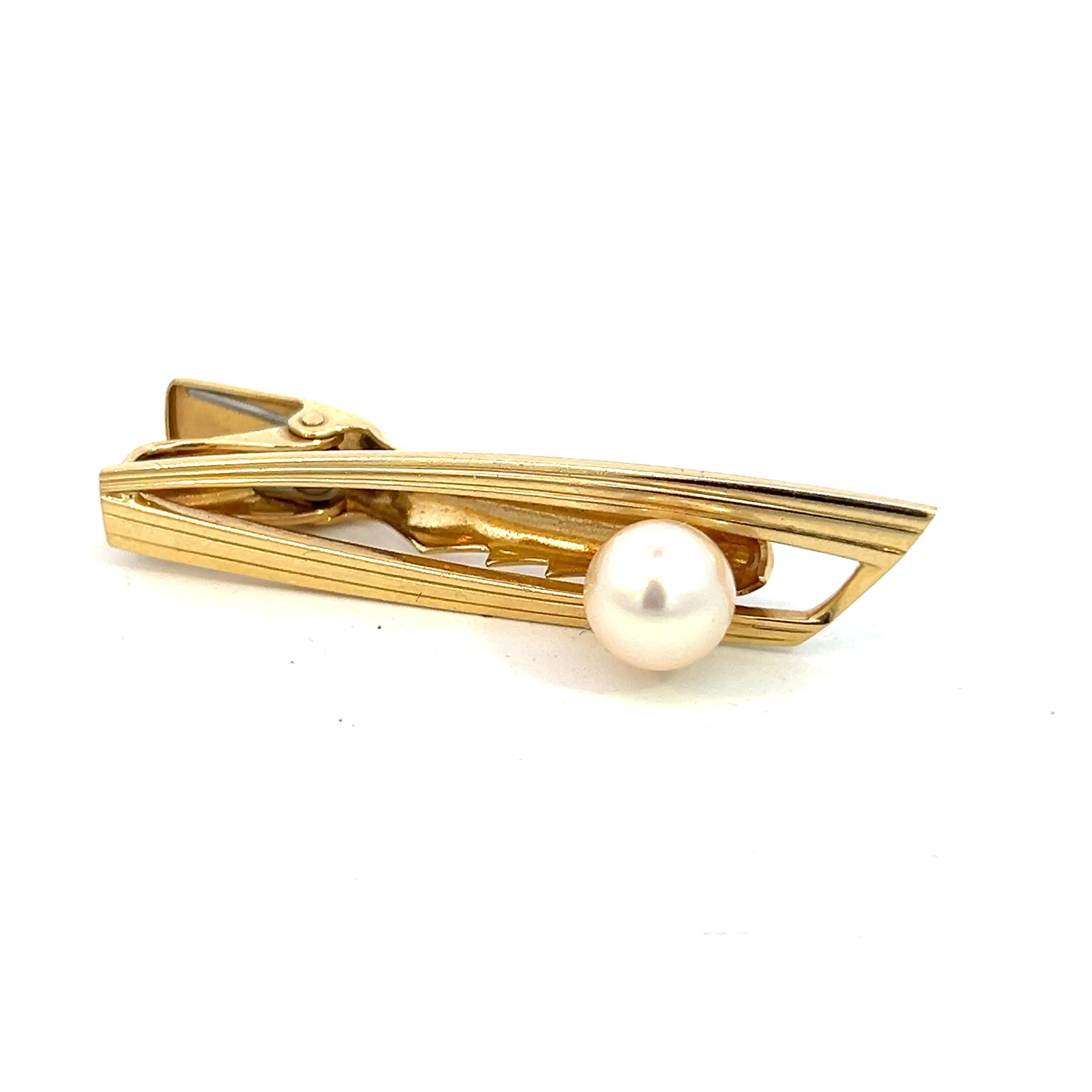 Uncut Mikimoto Estate Akoya Pearl Tie Clip 45 mm 14k Y Gold 7.70 mm  For Sale