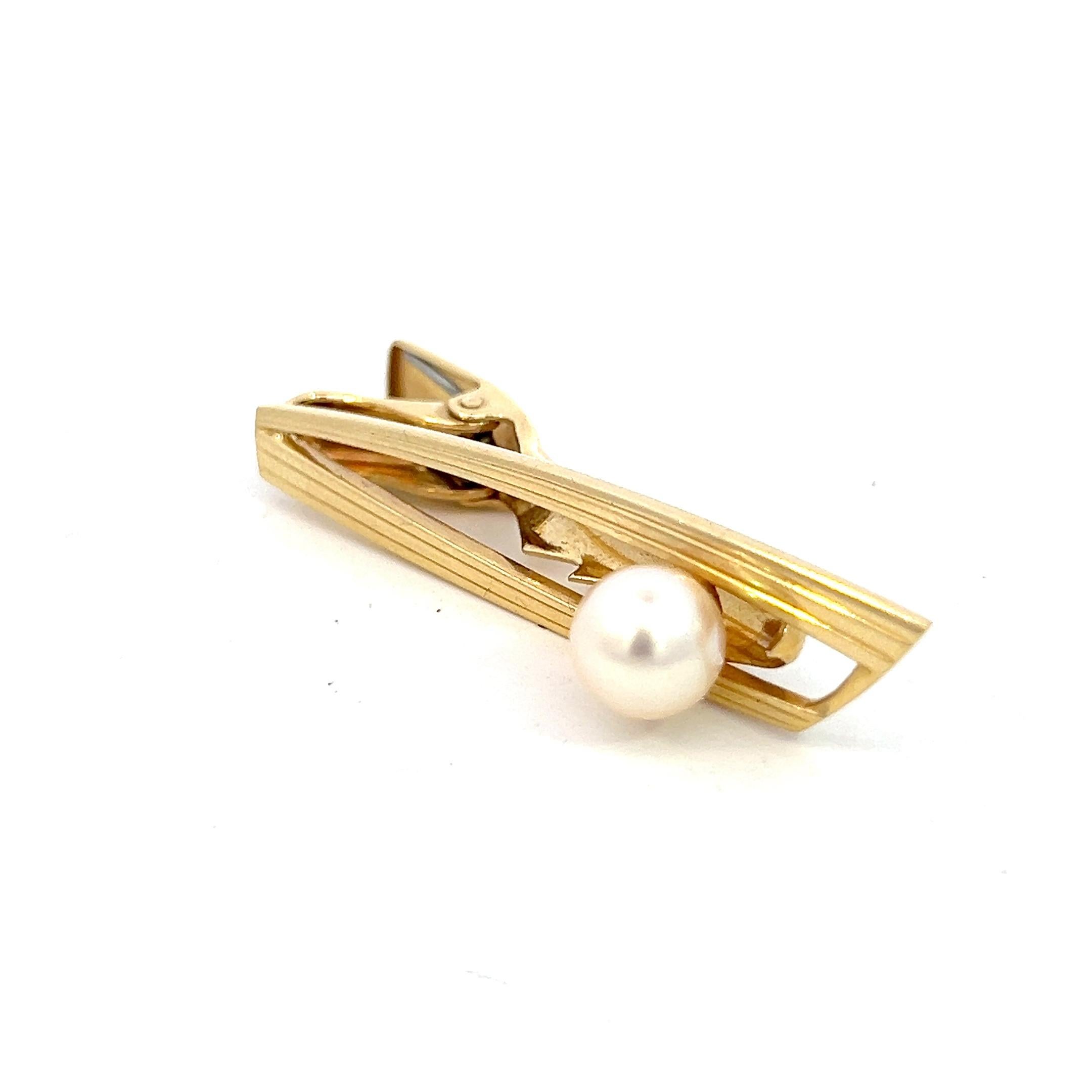 Mikimoto Estate Akoya Pearl Tie Clip 45 mm 14k Y Gold 7.70 mm  For Sale 2