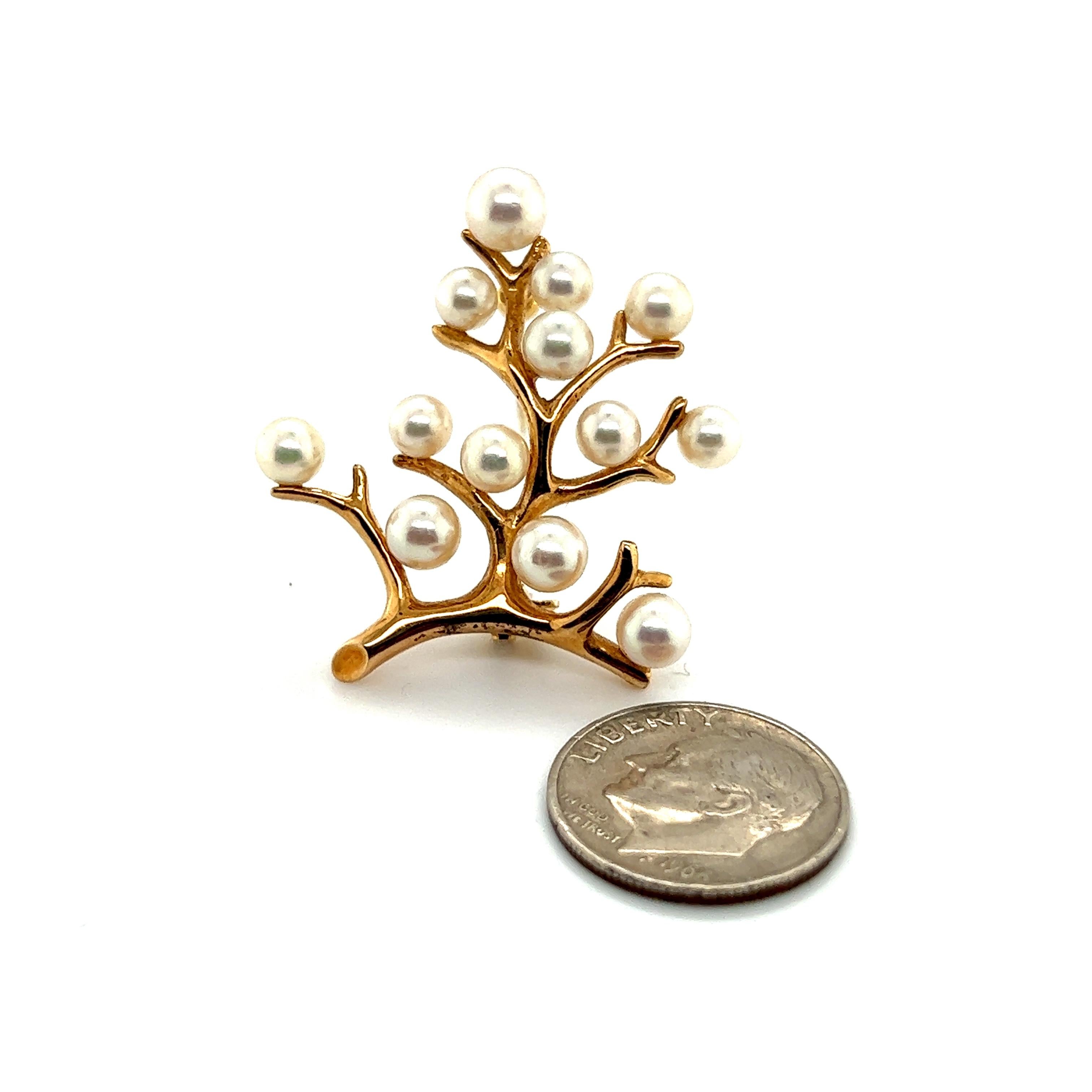 Mikimoto Estate Akoya Perle Baum des Lebens Brosche 14k Gold M317

Diese elegante, authentische Mikimoto-Brosche aus 14-karätigem Gold besteht aus 13 Salzwasser-Akoya-Zuchtperlen und hat ein Gewicht von 6 Gramm.

VERTRAUENSWÜRDIGER VERKÄUFER SEIT