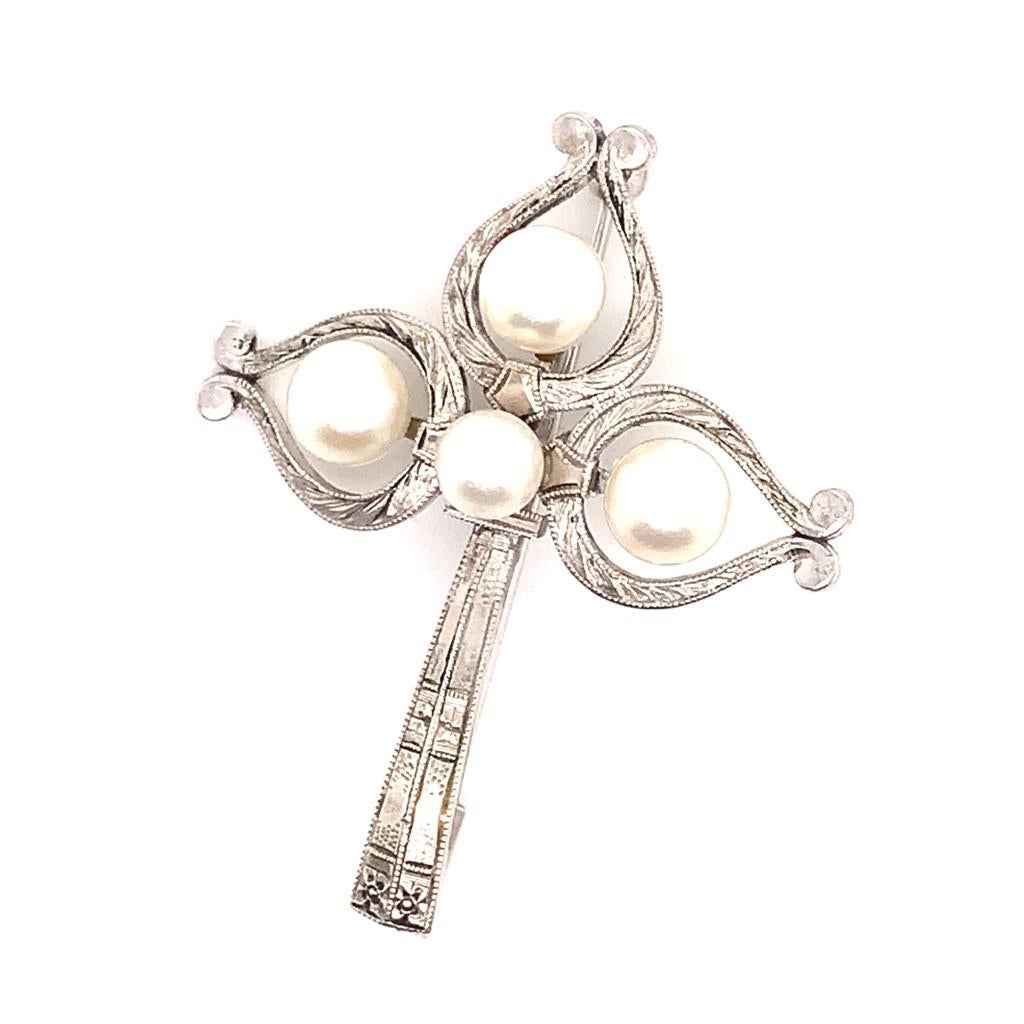 Mikimoto Estate Pin Brooch Sterling Silver 5.285 Gr 5.83 mm M162

This elegant Authentic Mikimoto Estate sterling silver brooch has 4 Saltwater Akoya Cultured Pearls ranging in size from 5.01 - 5.83 mm with a weight of 5.285 Grams.

TRUSTED SELLER