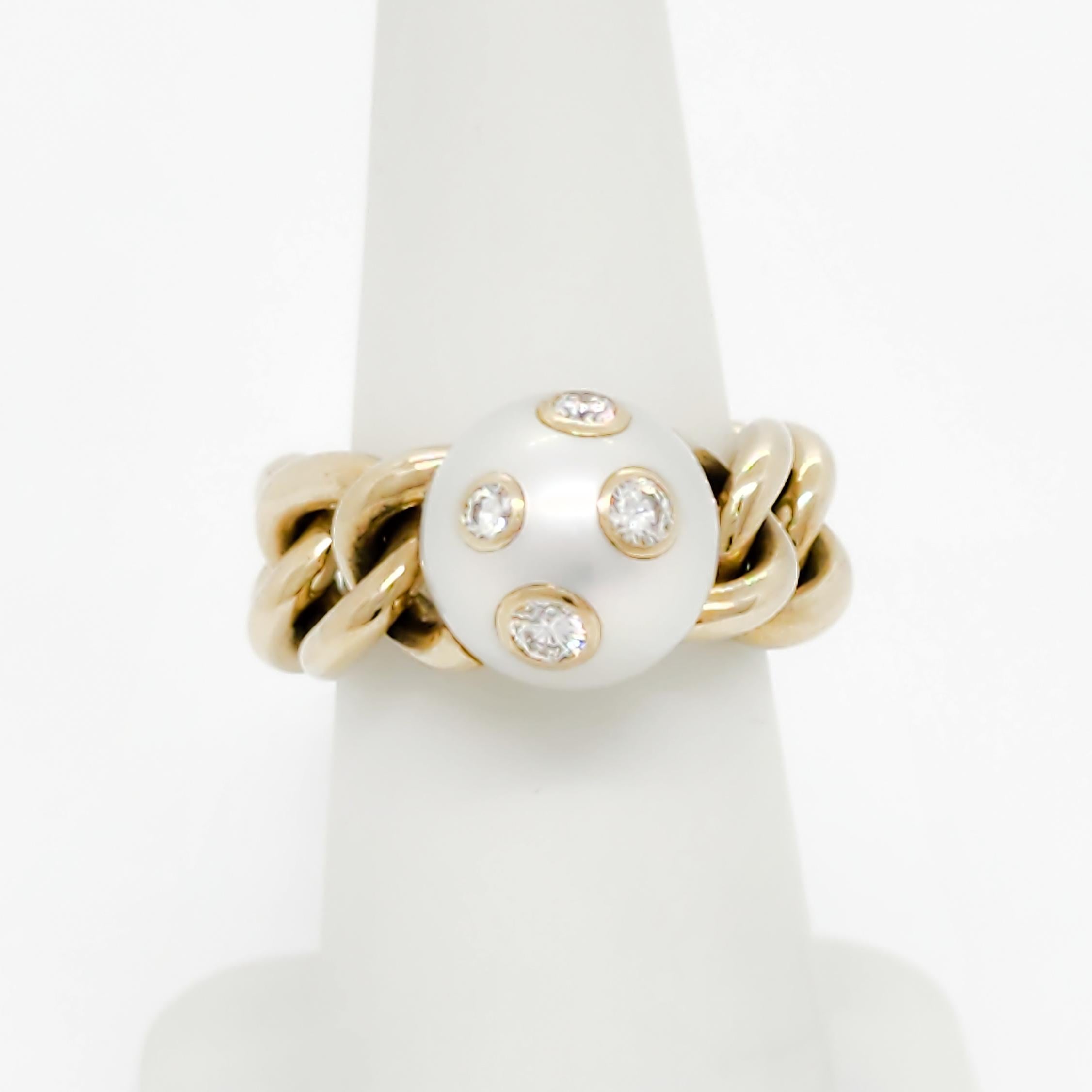 Mikimoto Estate White Pearl and Diamond Chain Link Ring in 18k Yellow Gold 2