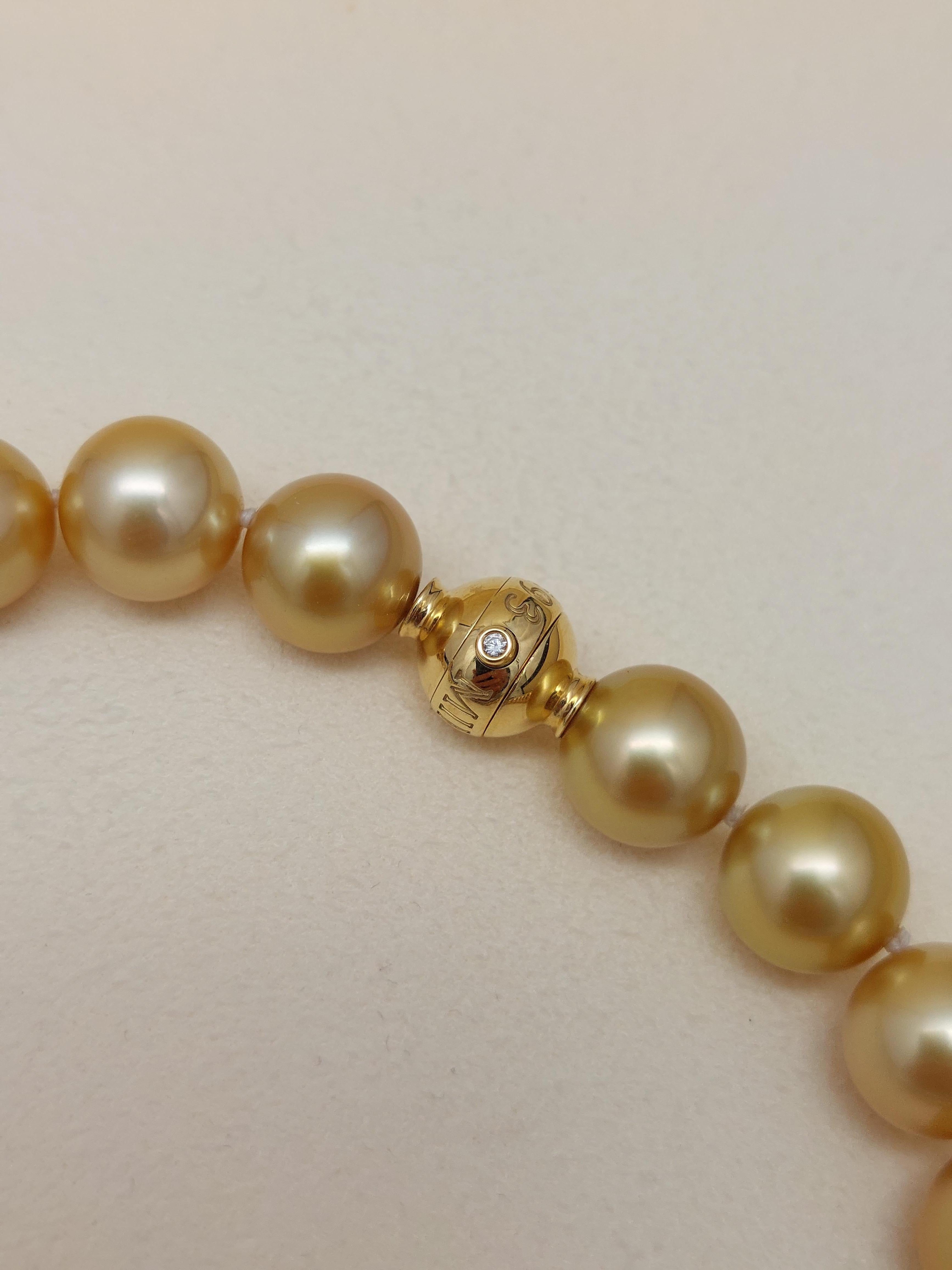 Collana di perle dei mari del sud dorate di Mikimoto in vendita 8