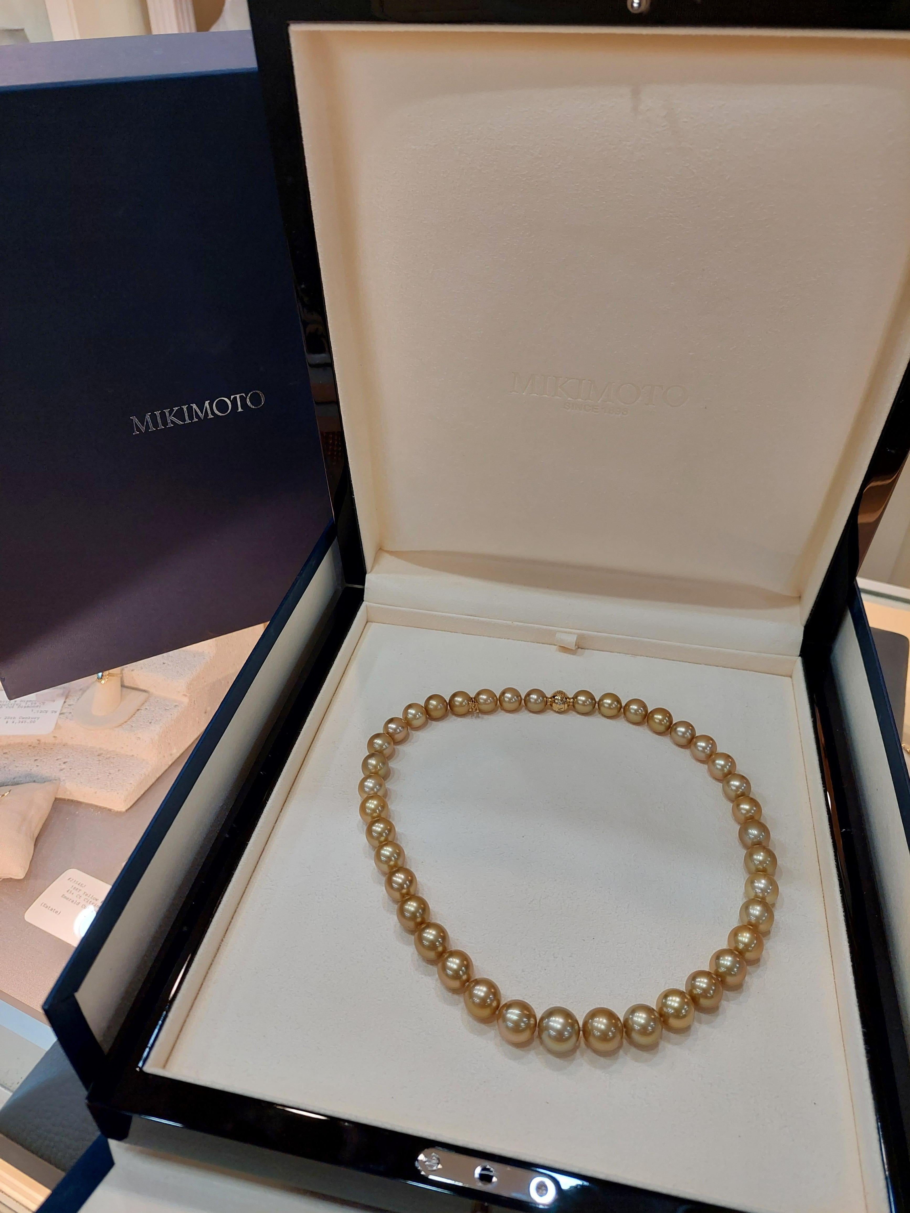 Perlina Collana di perle dei mari del sud dorate di Mikimoto in vendita