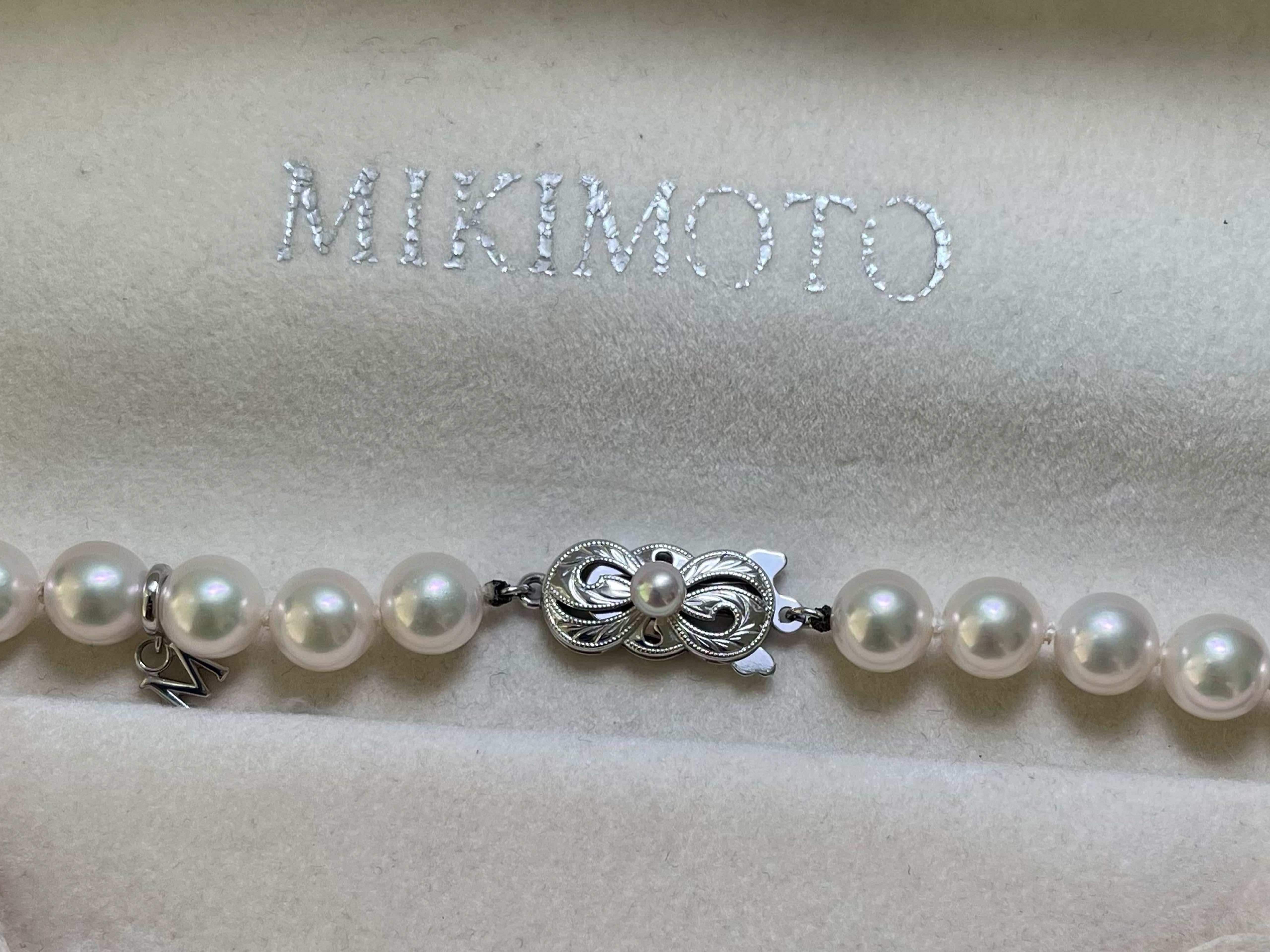 Round Cut Mikimoto Graduated Akoya Cultured Pearl Strand Necklace 18K