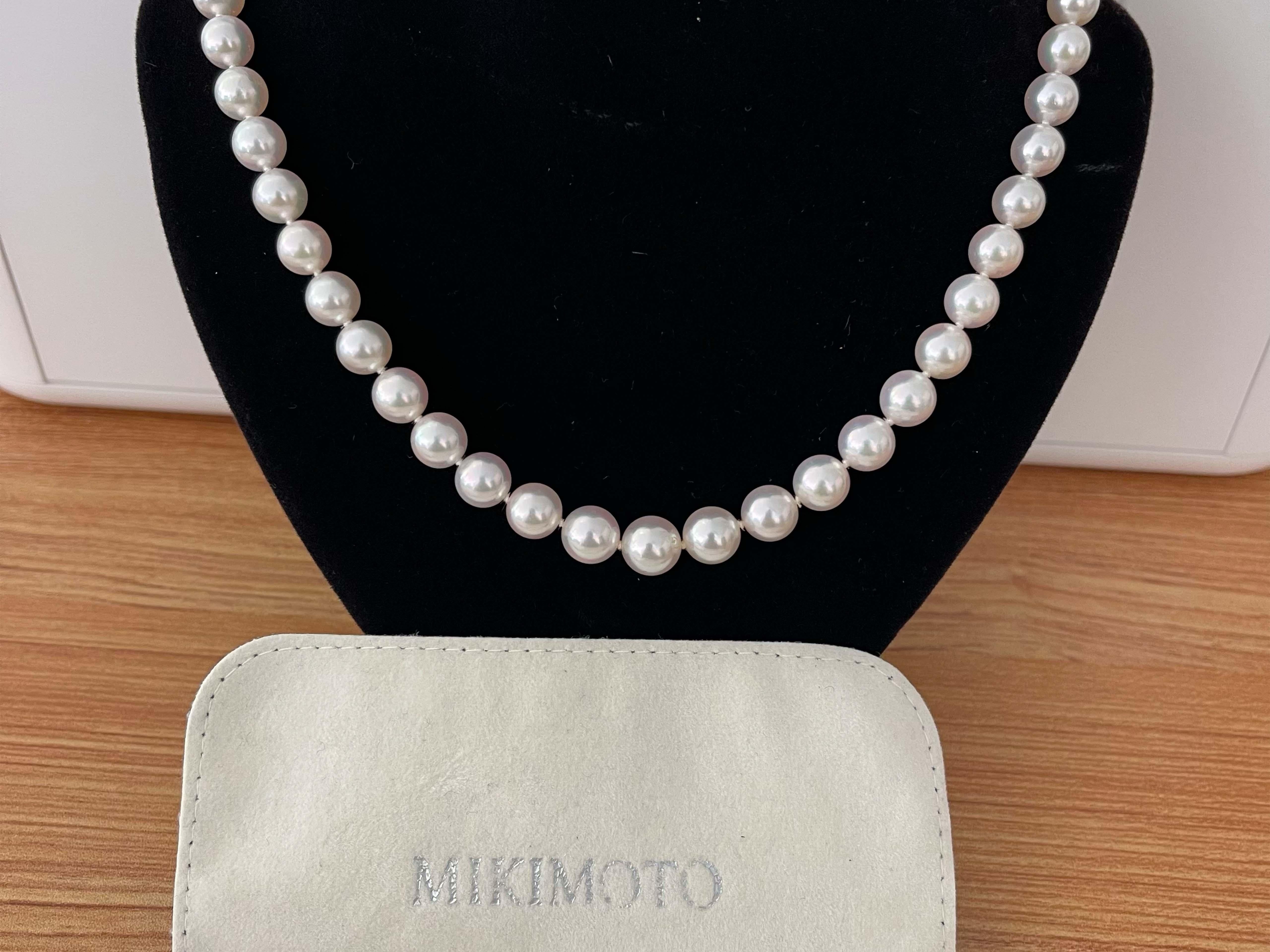 Women's or Men's Mikimoto Graduated Akoya Cultured Pearl Strand Necklace 18K