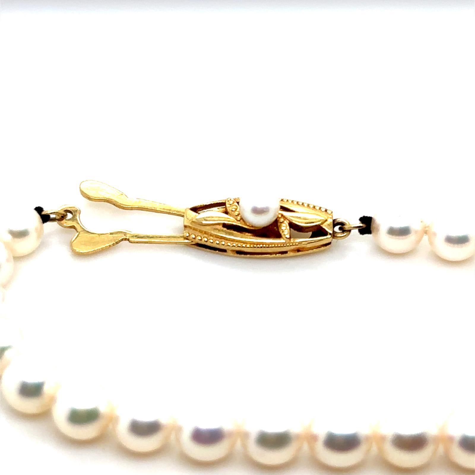 Mikimoto Graduated Pearl Yellow Gold Necklace For Sale 3