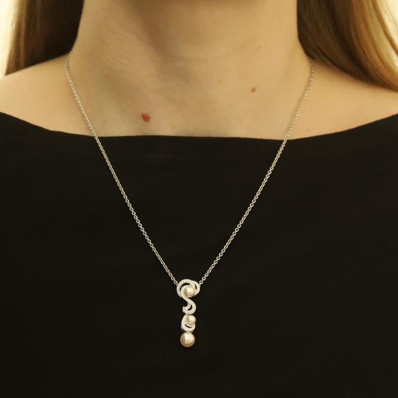 Mikimoto Collana di diamanti con perle Akoya di Laguna - Oro bianco 18k .40ctw Regolabile In condizioni ottime in vendita a Greensboro, NC