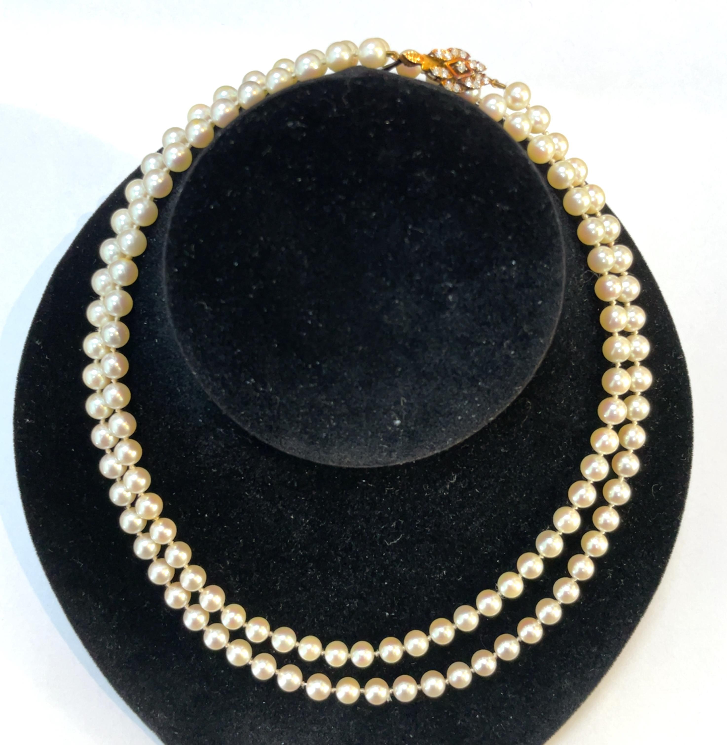Mikimoto Lane Crawford Pearl String Necklace in 14k Yellow Gold in vendita 2