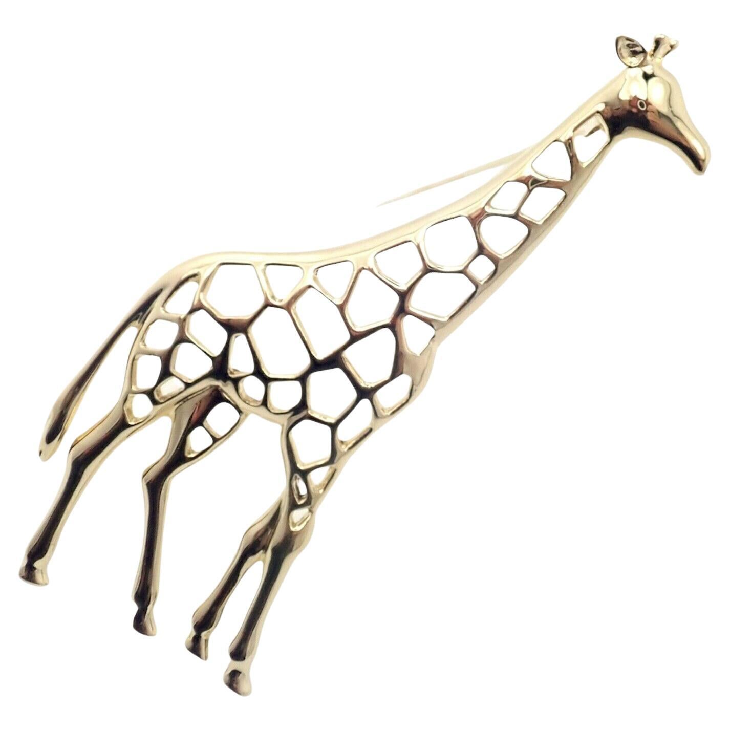 Mikimoto Large Giraffe Yellow Gold Pin Brooch For Sale