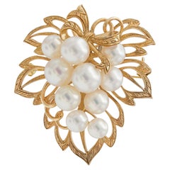 Mikimoto Broche en forme de feuille avec perles