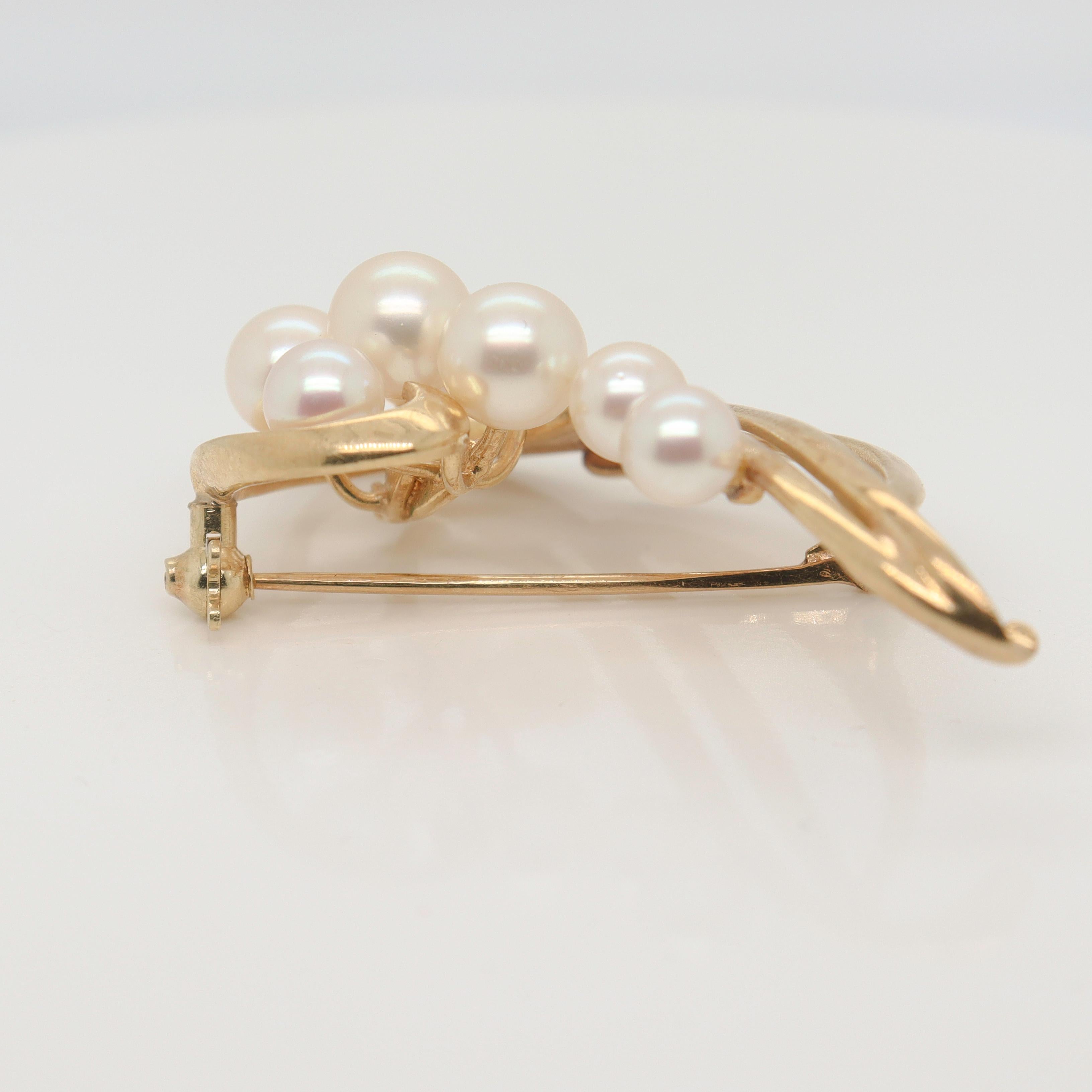 Women's Mikimoto Modernist 14k Gold & Akoya Pearl Brooch or Pin For Sale