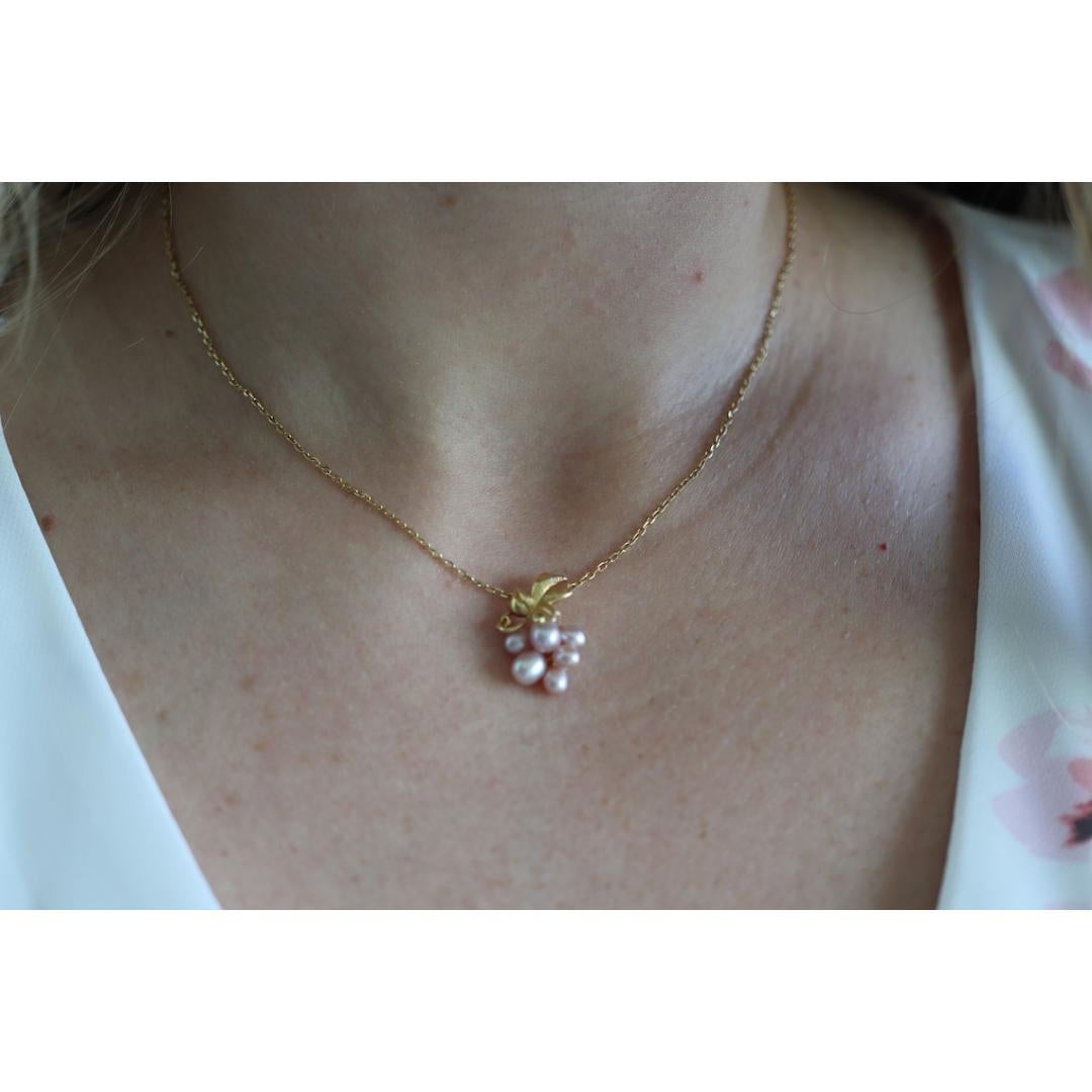 Mikimoto Halskette. 18 Karat Gold Mikimoto Perlen-Cluster-Anhänger. Mikimoto 4