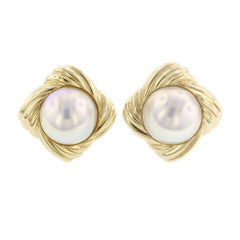 Retro Mikimoto N.Y. 18 Karat Yellow Gold Mabe Pearl Earrings