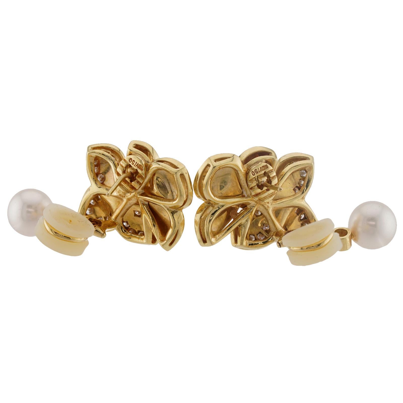 De las mujeres Pendientes MIKIMOTO Pave Diamante Perla Doble Flor Oro Amarillo 18k en venta