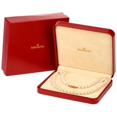Vintage Mikimoto Pearl 18 Karat Gold Clasp Necklace