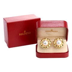 Vintage Mikimoto Pearl 18 Karat Yellow Gold Flower Earrings