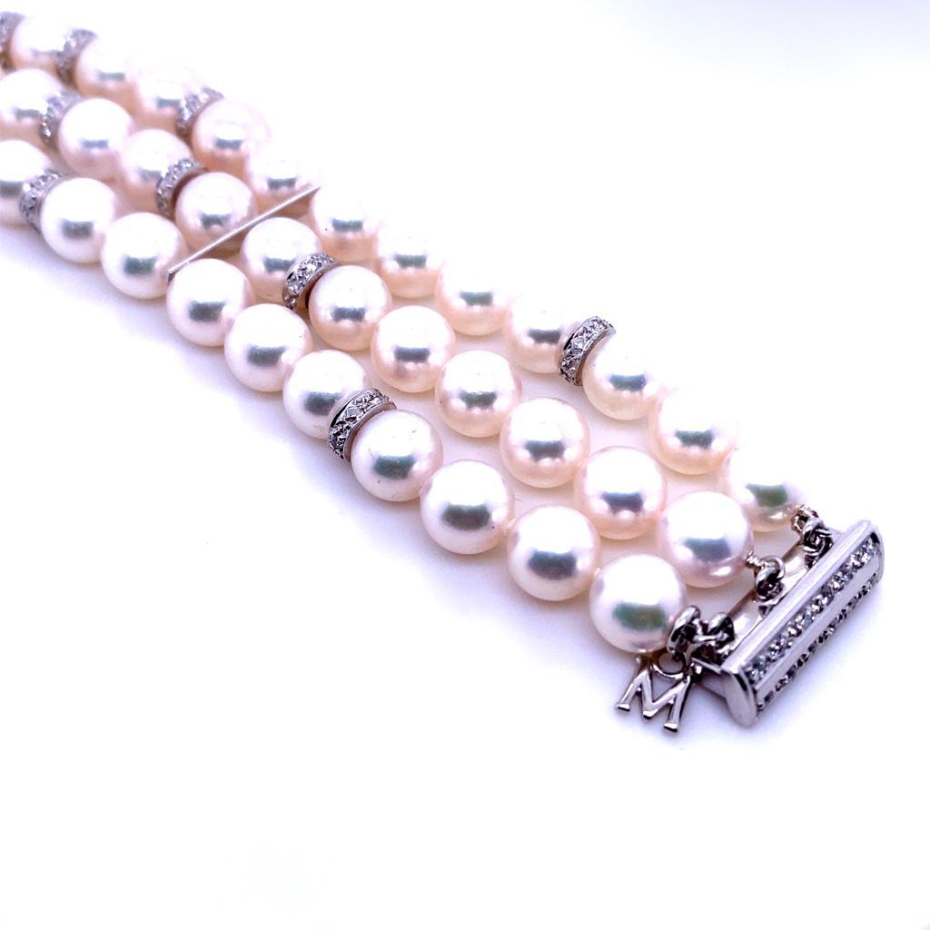 Modern Mikimoto Pearl and Diamond 18 Karat White Gold Bracelet