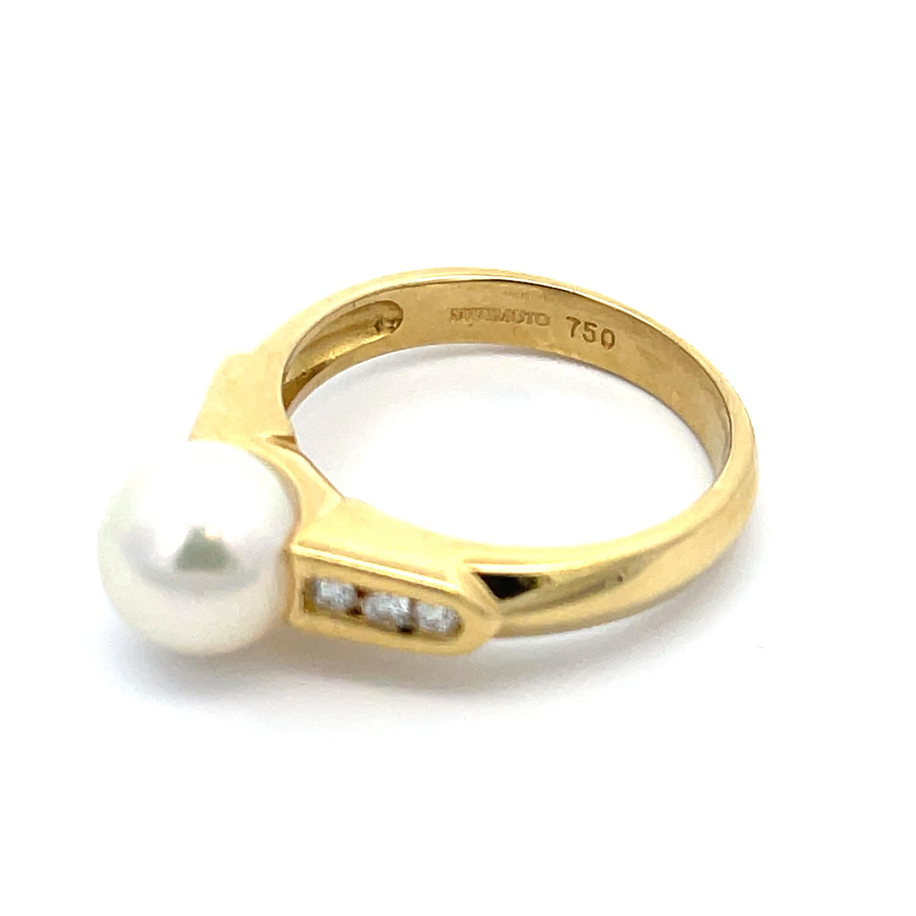 Round Cut Mikimoto Pearl and Diamond Ring 18K Yellow Gold For Sale