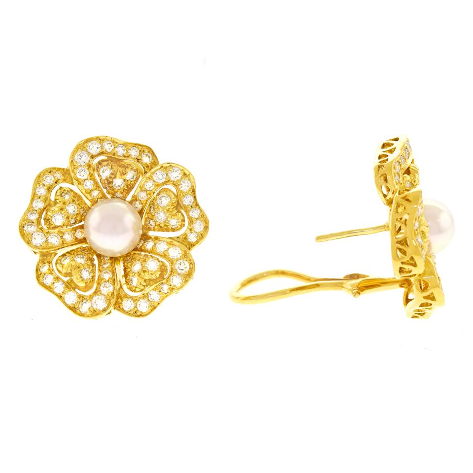 Mikimoto Pearl and Diamond-Set Gold Earrings 3
