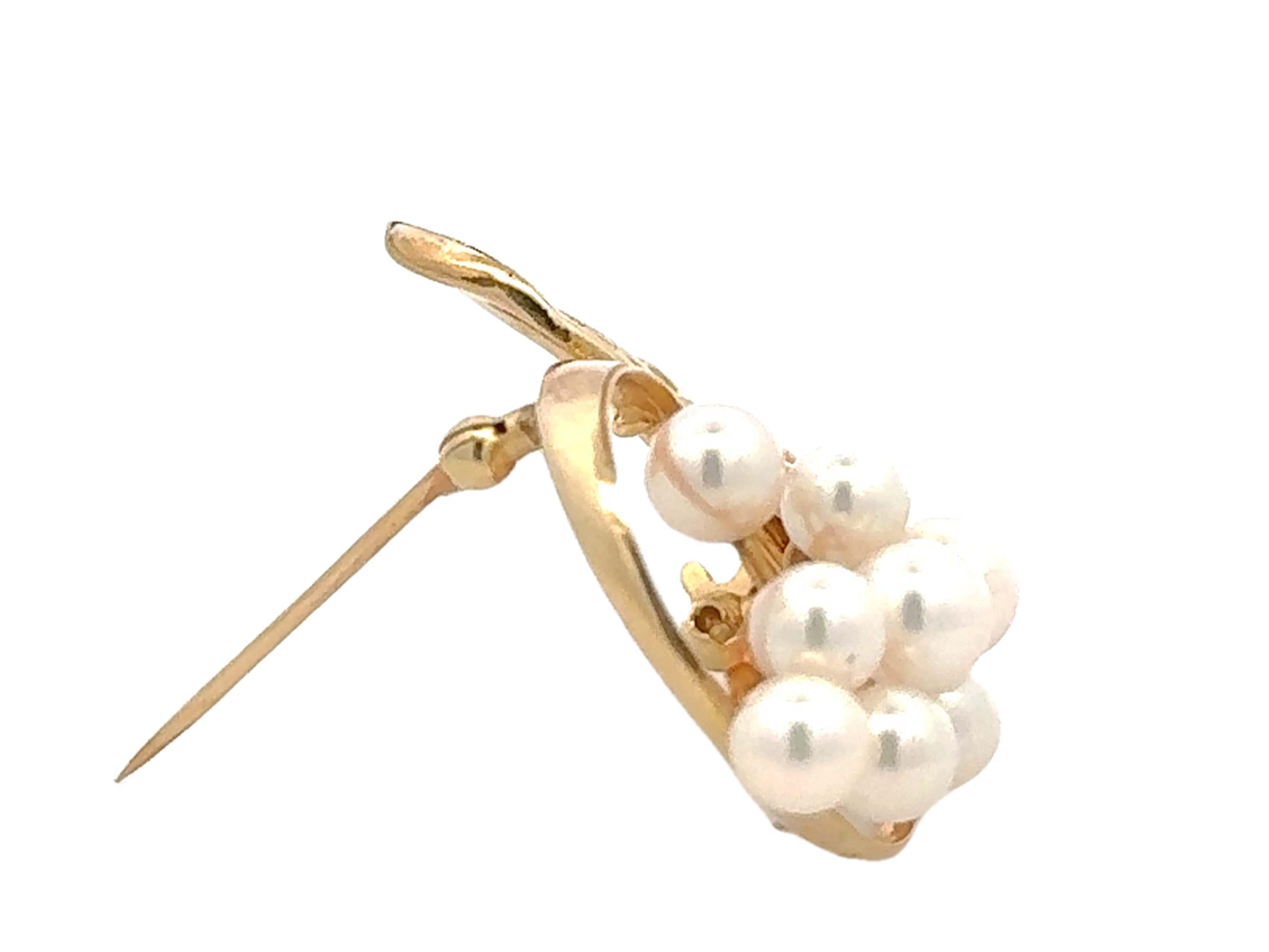Broche de perlas Mikimoto Oro amarillo 14k Corte redondo en venta
