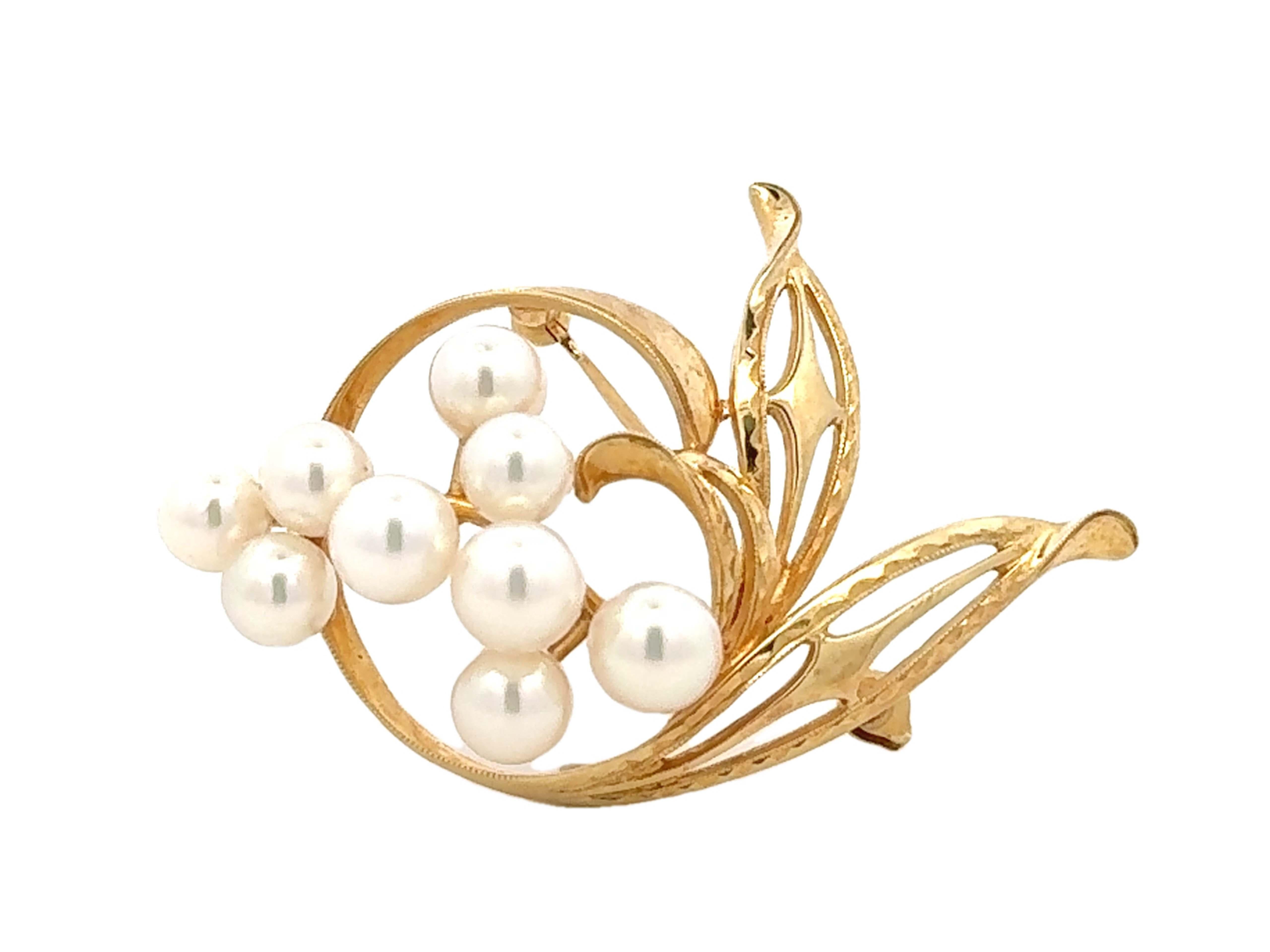 Broche de perlas Mikimoto Oro amarillo 14k en Excelente estado para la venta en Honolulu, HI