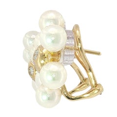 Mikimoto Perlen- und Diamantohrringe „Starburst“ – Zuchtperlen, 18 Karat Gelbgold