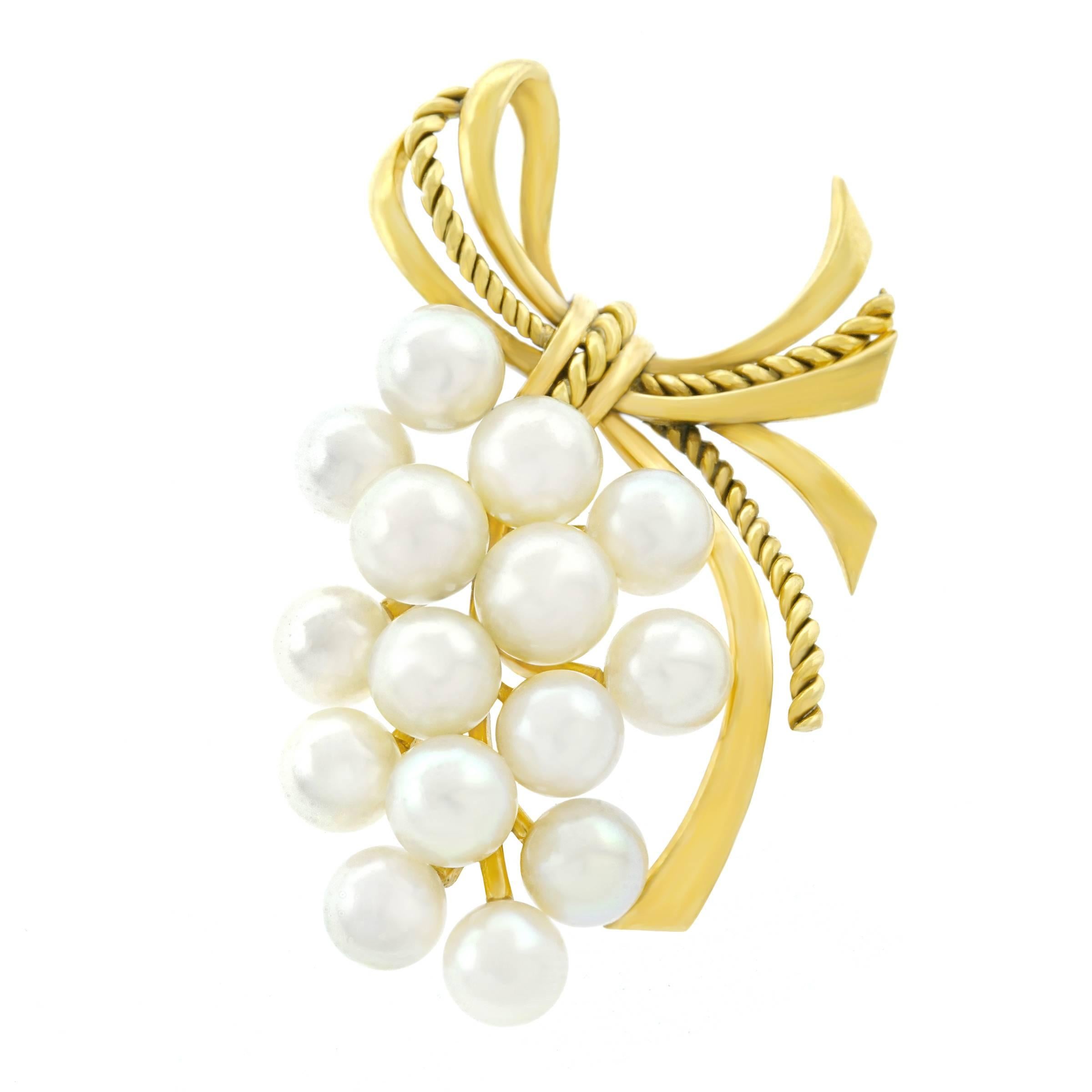 Mikimoto Pearl Set Gold Brooch In Excellent Condition In Litchfield, CT