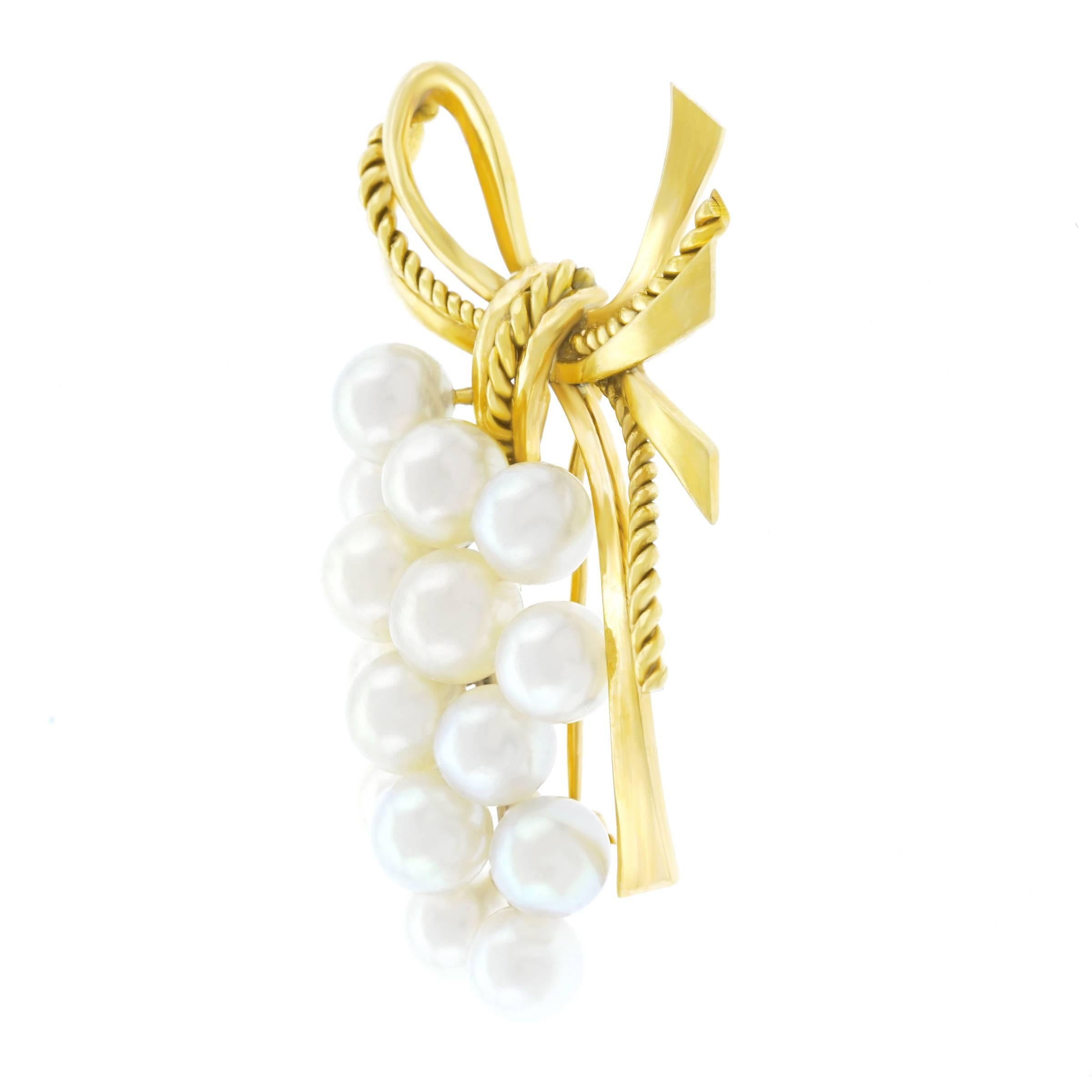 Mikimoto Pearl Set Gold Brooch 4