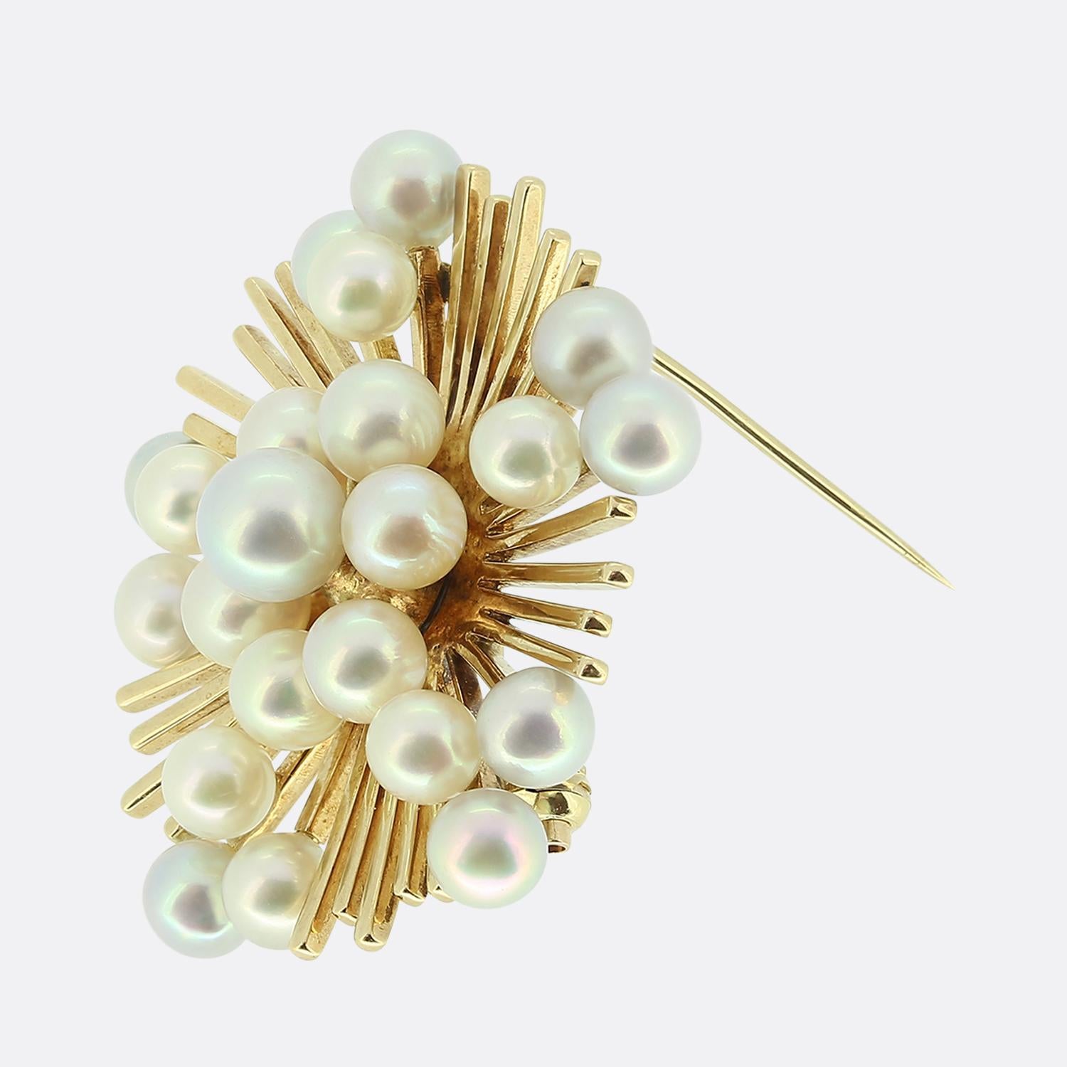 Mikimoto Perlen-Sternschliff-Brosche im Zustand „Gut“ im Angebot in London, GB