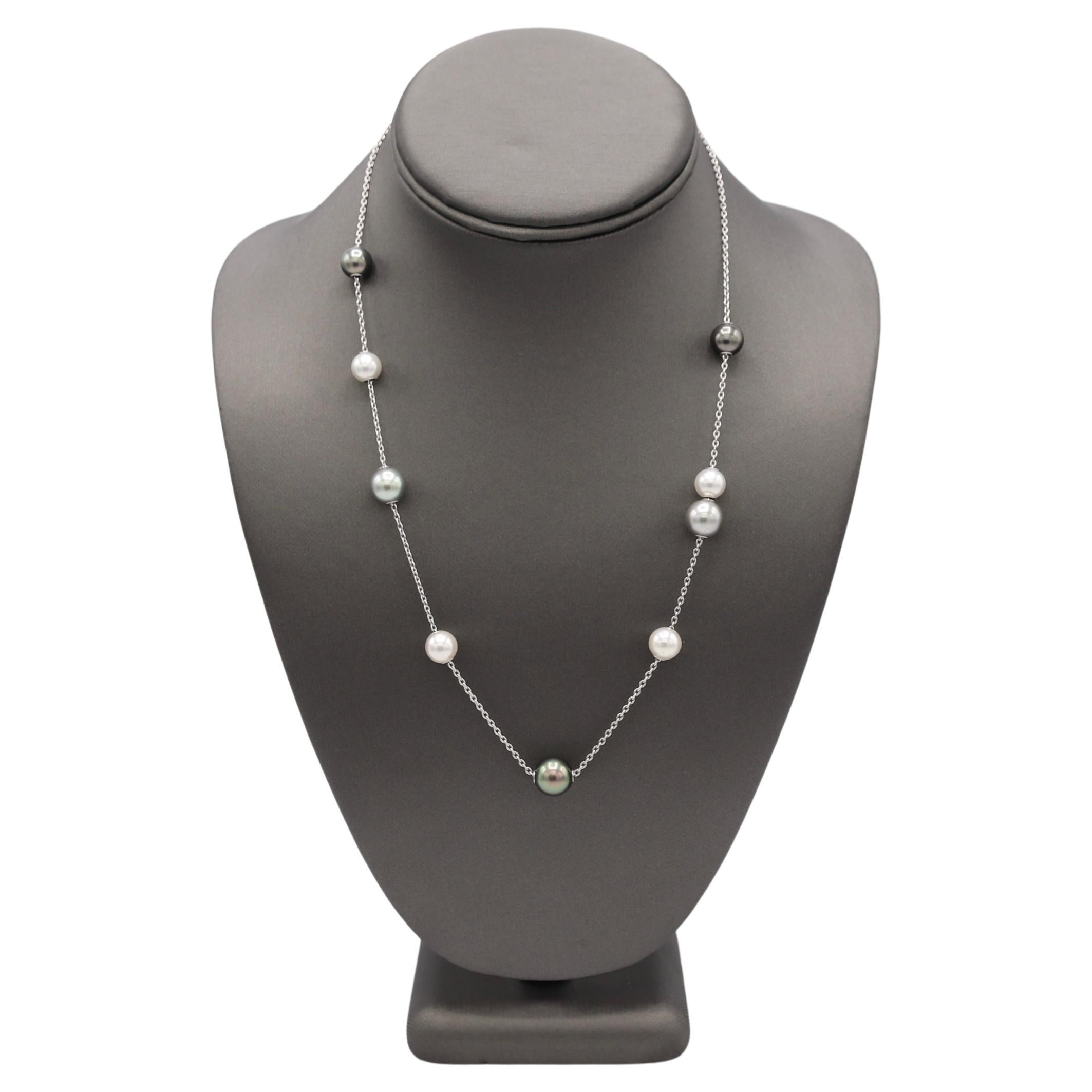 Mikimoto Pearls in Motion Movable Station 18K Kette Link Halskette Box & Papiere
Metall: 18k Weißgold
Gewicht: 14,33 Gramm
Perlen: Schwarze, graue, weiße Akoya-Zuchtperlen 8-10mm
Länge: 21 Zoll (verstellbare Schließe)
Einzelhandel: $4.800 USD
ODD