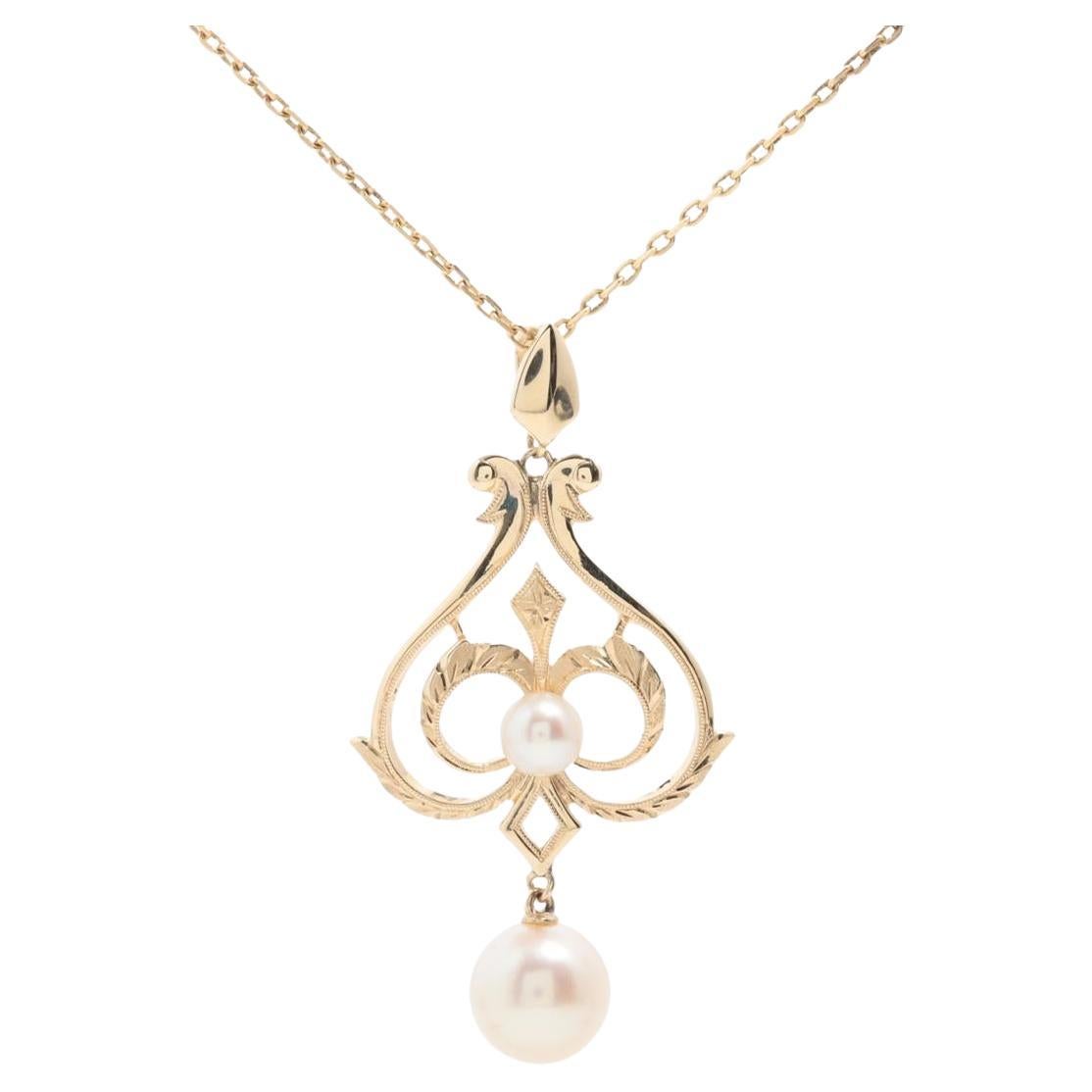 Mikimoto Pendant. 14k Gold Mikimoto Lavaliere Lavalier Dangle Pearl Necklace.
