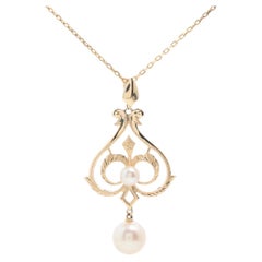 Mikimoto Pendant. 14k Gold Mikimoto Lavaliere Lavalier Dangle Pearl Necklace.