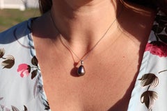 Mikimoto Pendant. Genuine 18k Gold Mikimoto Tahitian Pearl Necklace