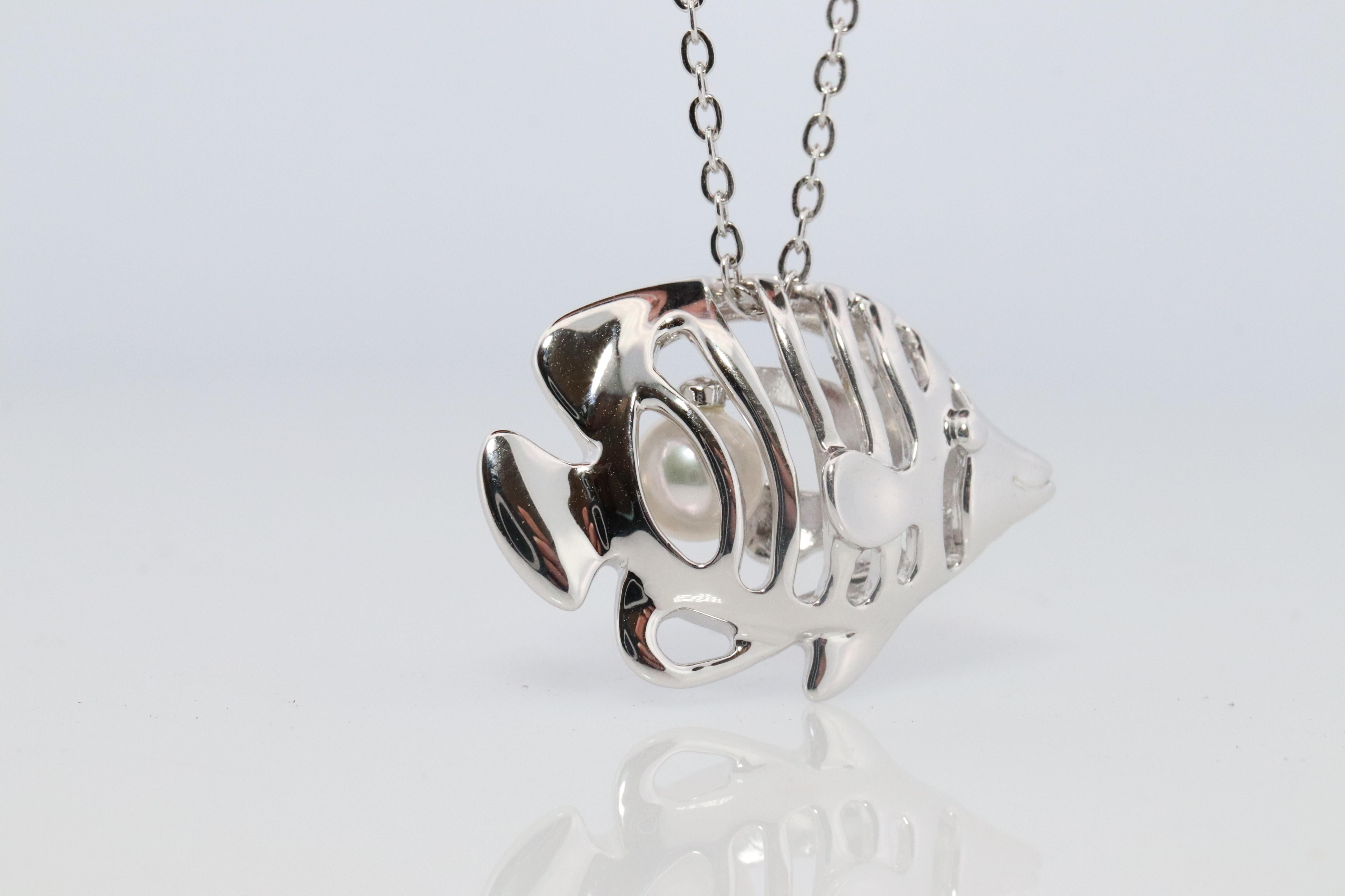 Round Cut Mikimoto Pendant Sterling Silver. Mikimoto Fish with a Pearl Pendant Necklace. For Sale
