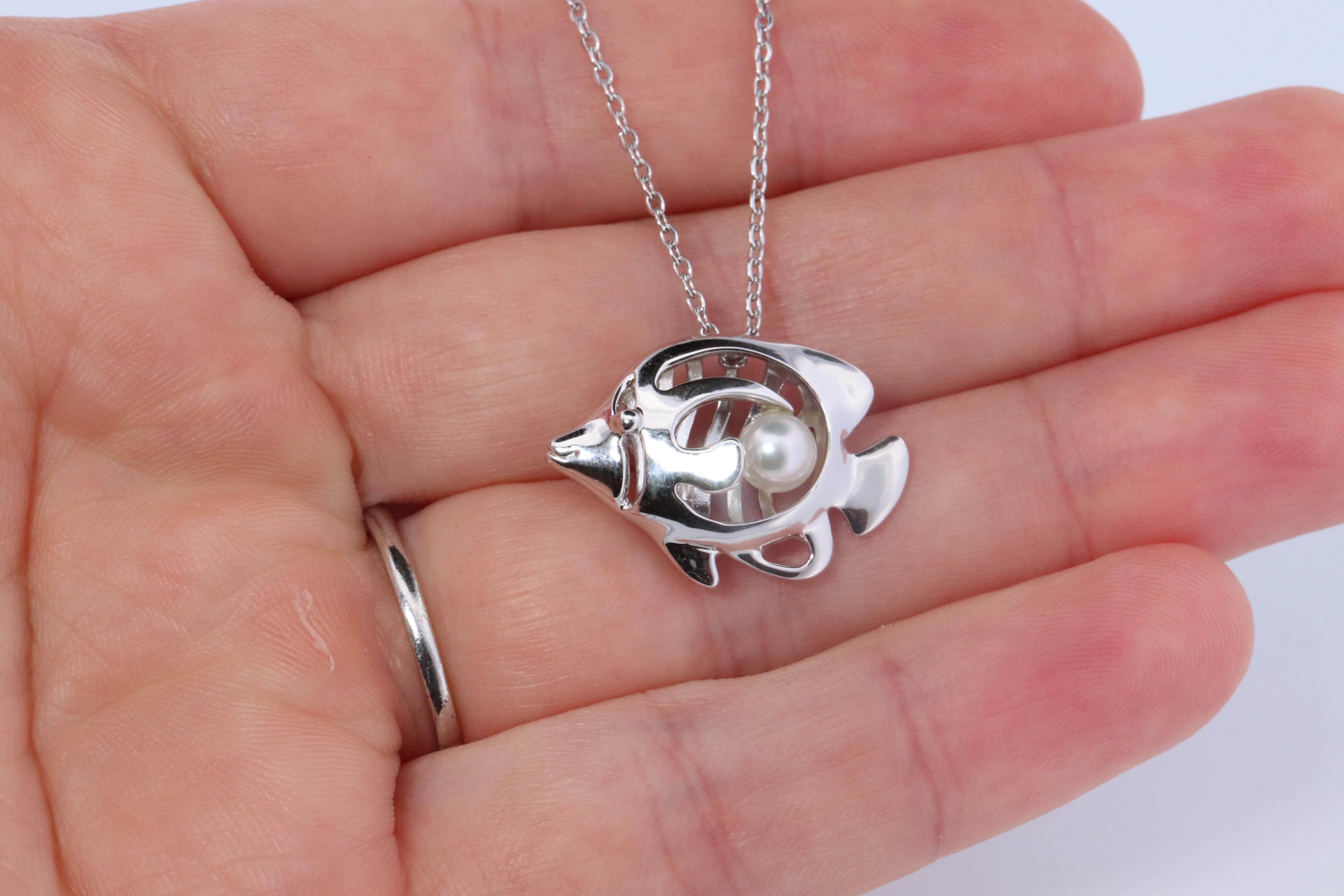 Mikimoto Pendant Sterling Silver. Mikimoto Fish with a Pearl Pendant Necklace. For Sale 2