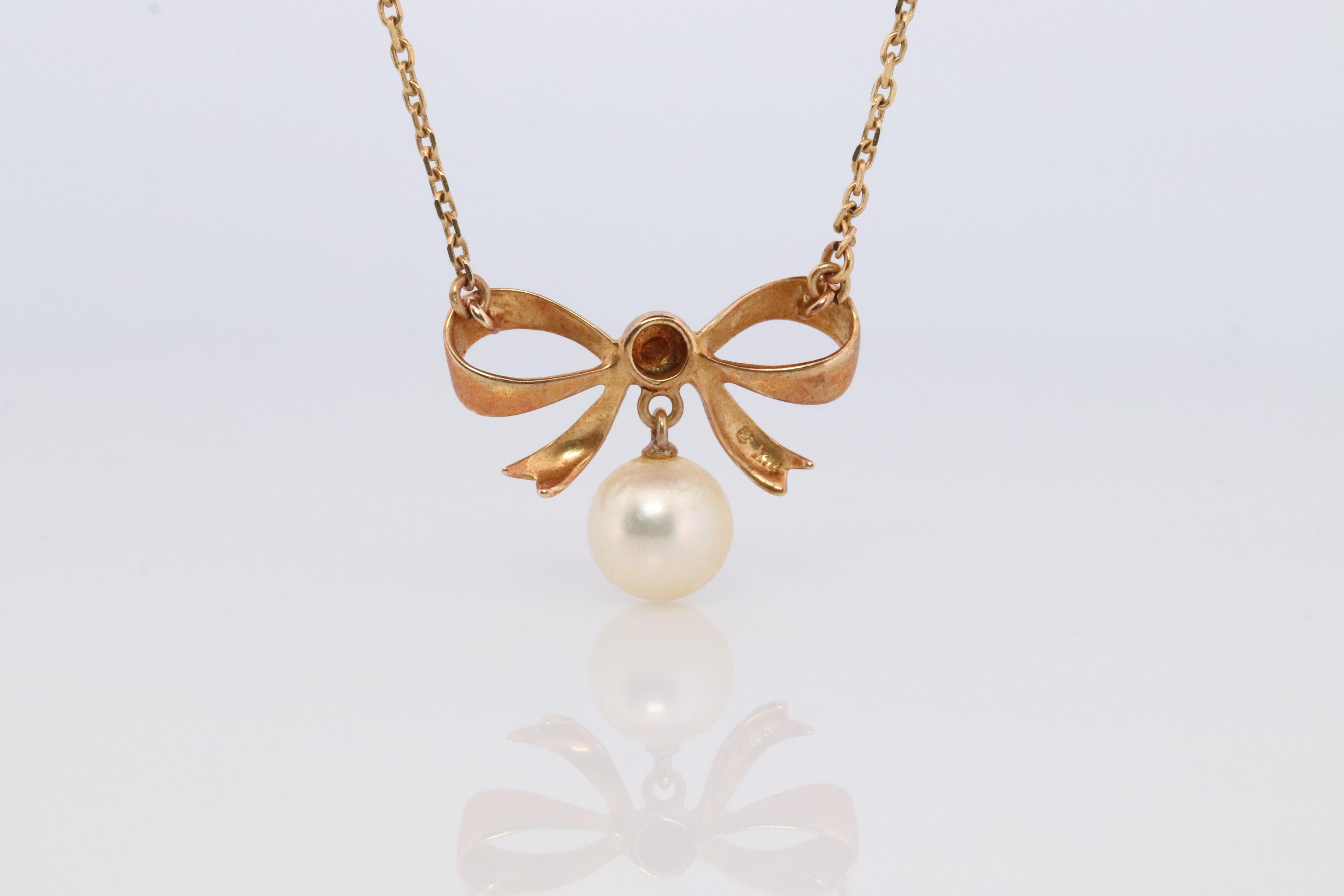 Women's Mikimoto Pendant. Vintage 14k Gold Mikimoto BOW Pearl Diamond Necklace. For Sale