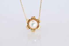 Mikimoto Pendant. Vintage 18k Gold Mikimoto Pearl Flower Necklace.