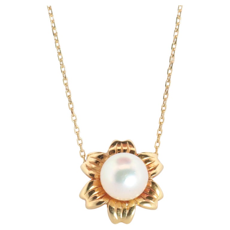 Vintage Mikimoto Pearl Necklace - 15 For Sale on 1stDibs  display picture 1