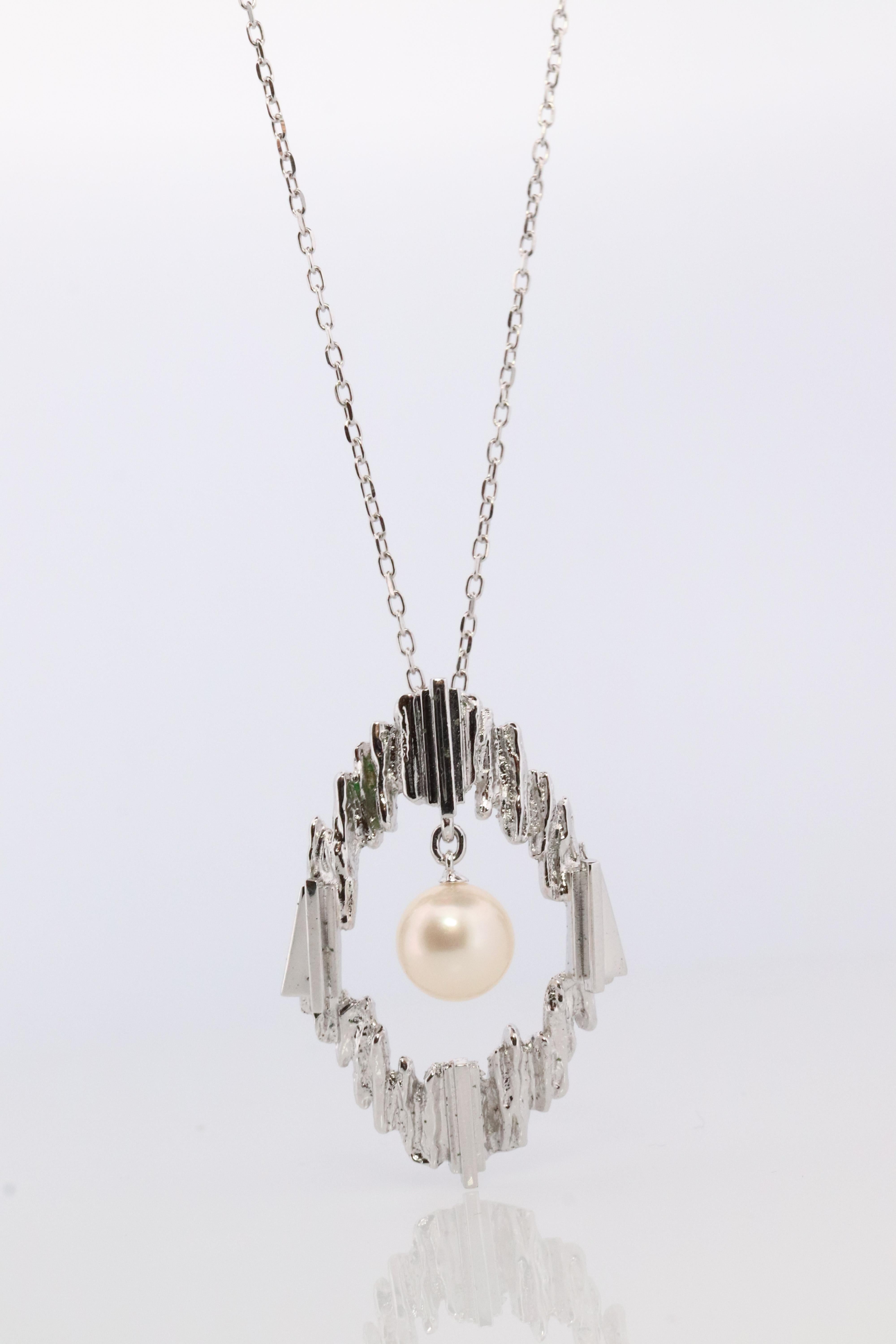 Pendentif Mikimoto. Vintage Sterling Silver et Gold 18k Mikimoto Abstract Pearl (Perle abstraite) Pour femmes en vente