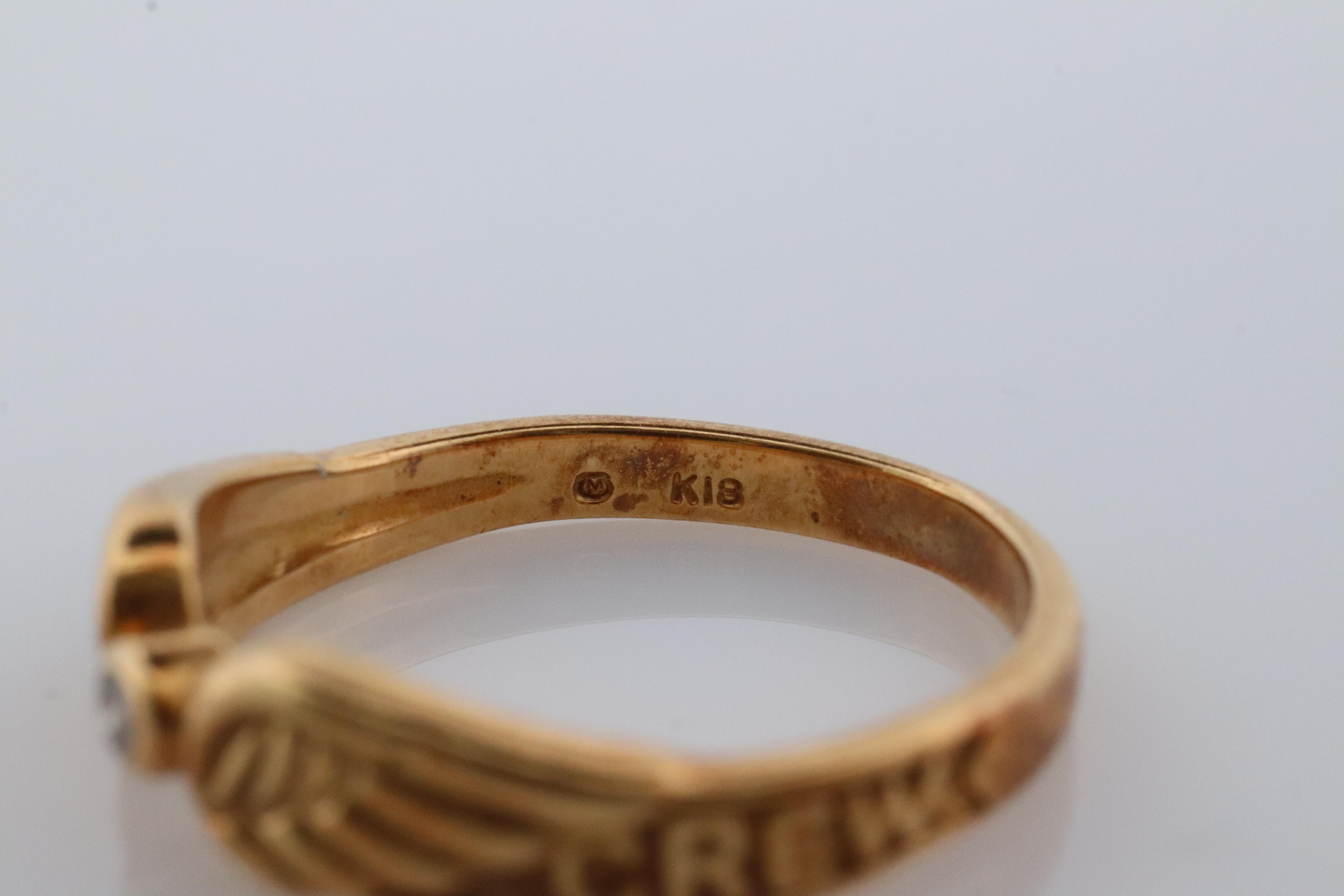 Women's Mikimoto Ring. Vintage 18k Gold Mikimoto Diamond Wings ring. Mikimoto Diamond For Sale