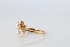 Mikimoto Ring. Vintage 18k Gold Mikimoto Pearl and Diamond Cluster. Vines Grapes