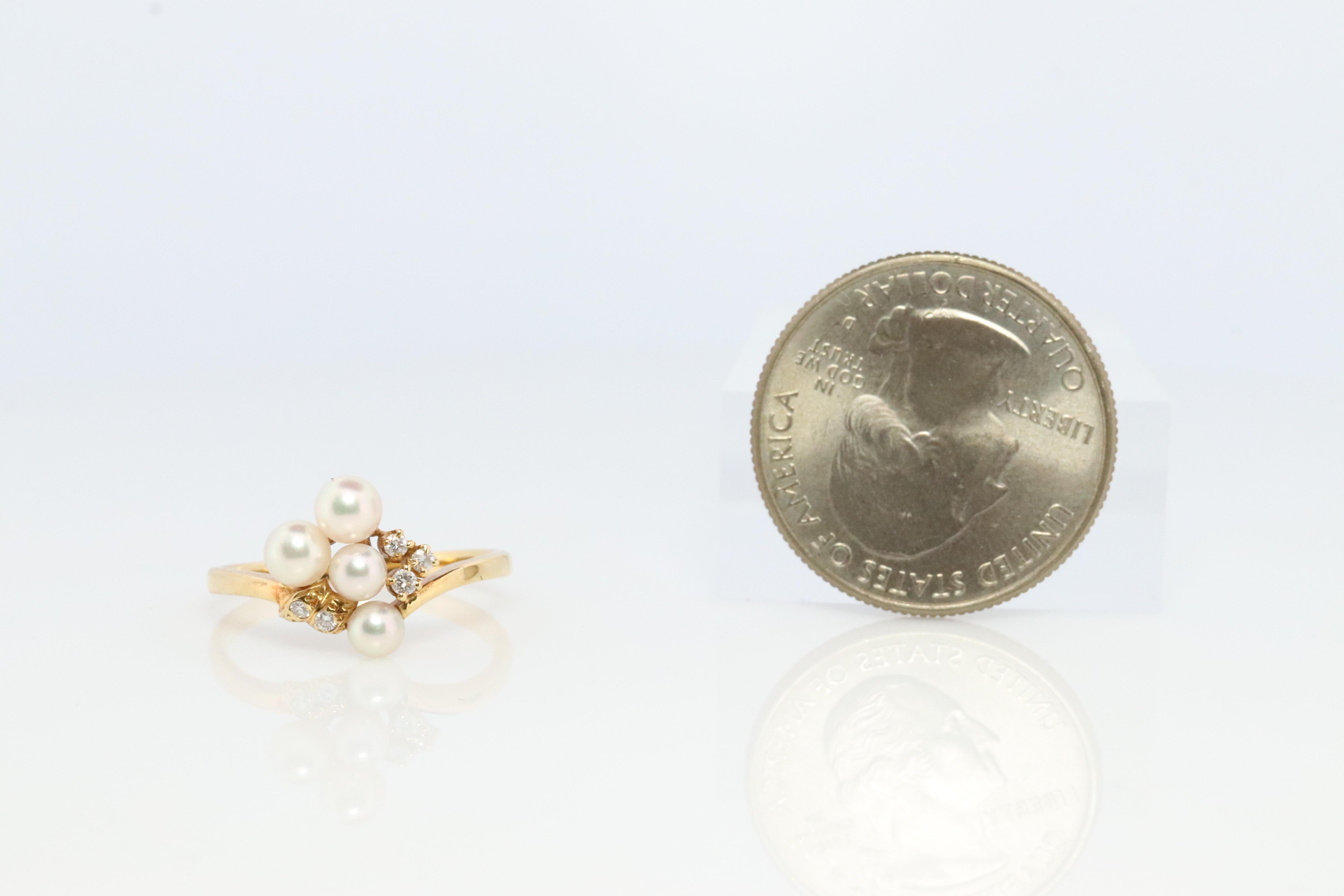 Mikimoto Ring. Vintage 18k Gold Mikimoto Pearl and Diamond Cluster. Vines Grapes In Good Condition In Port Charlotte, FL