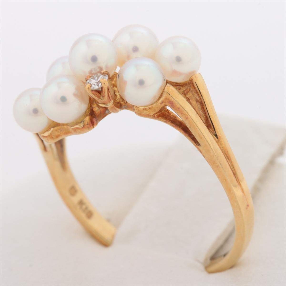 Round Cut Mikimoto Ring. Vintage 18k Gold Mikimoto Pearl and Diamond Cluster. Vines Grapes For Sale