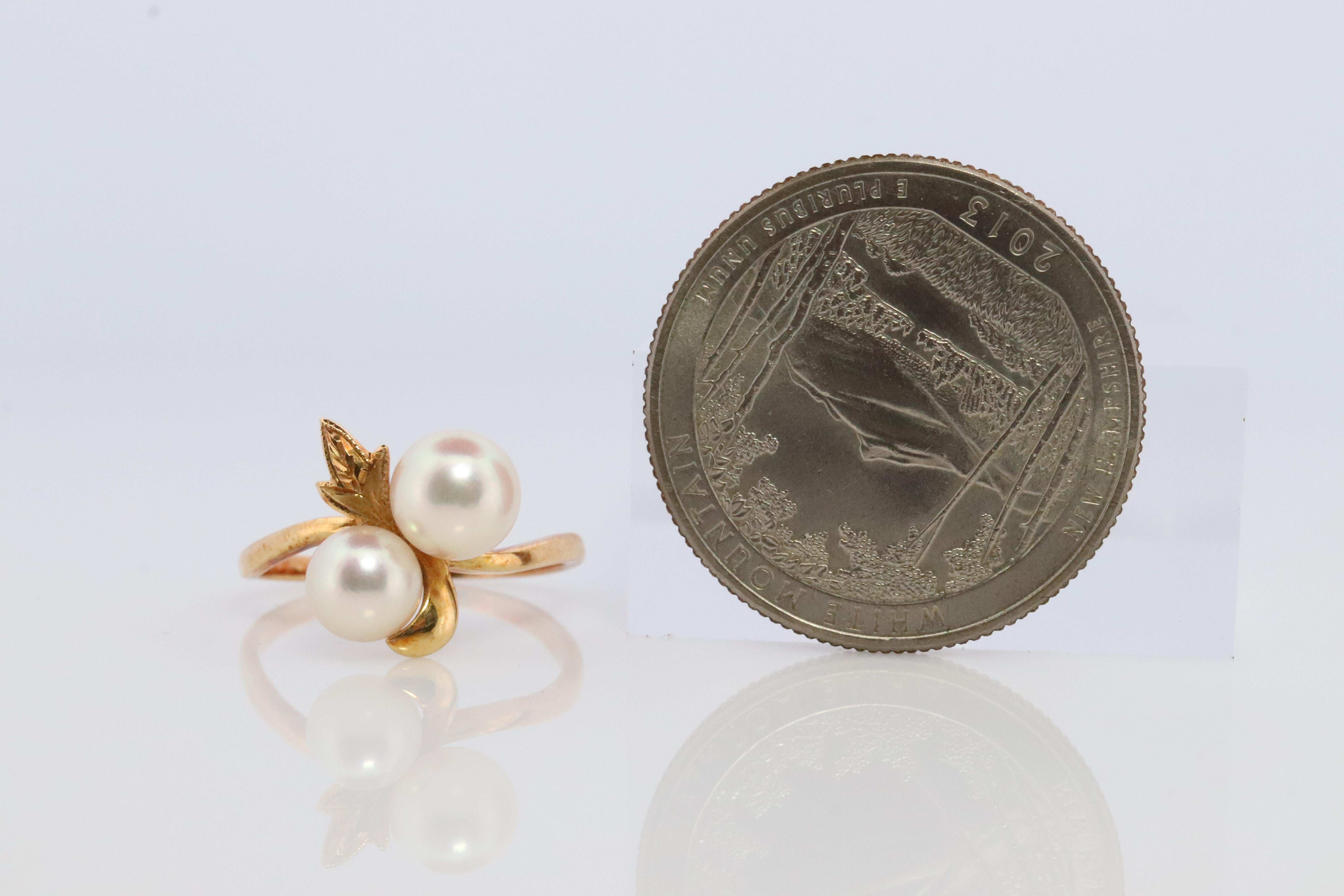Genuine MIKIMOTO ring

18k Yellow Gold Diamonds and Pearls

MIKIMOTO Grape Motif


Details:
Size 5
Akoya pearls range from 5.5mm to 6.5mm
2.3grams total