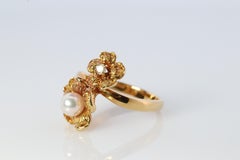 Mikimoto Ring. Vintage 18k Gold Mikimoto Pearl Diamond Double flower bypass ring