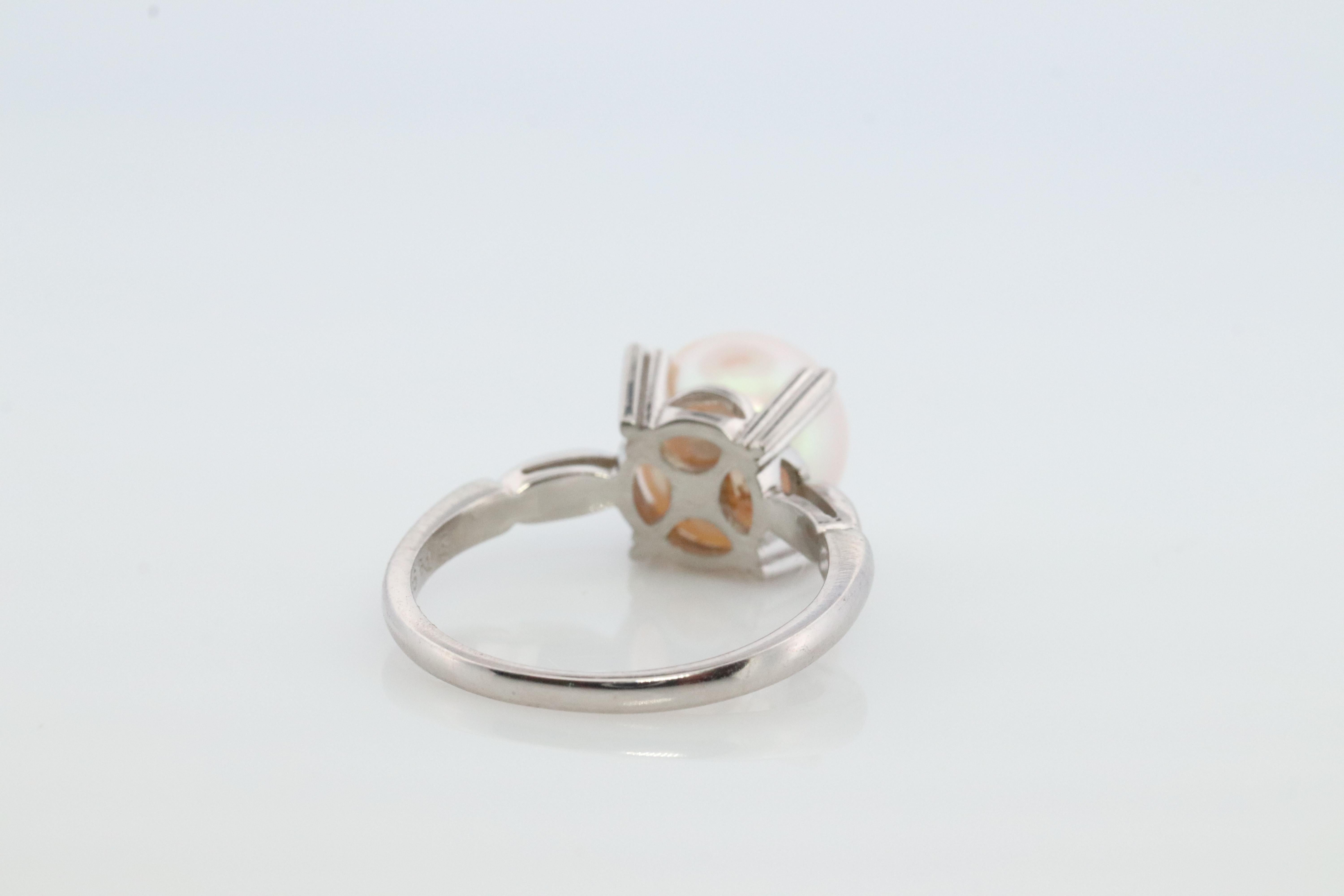 Mikimoto Ring. Vintage Platinum Mikimoto Diamond Pearl ring. PT900 Claw Pearl In Good Condition For Sale In Port Charlotte, FL