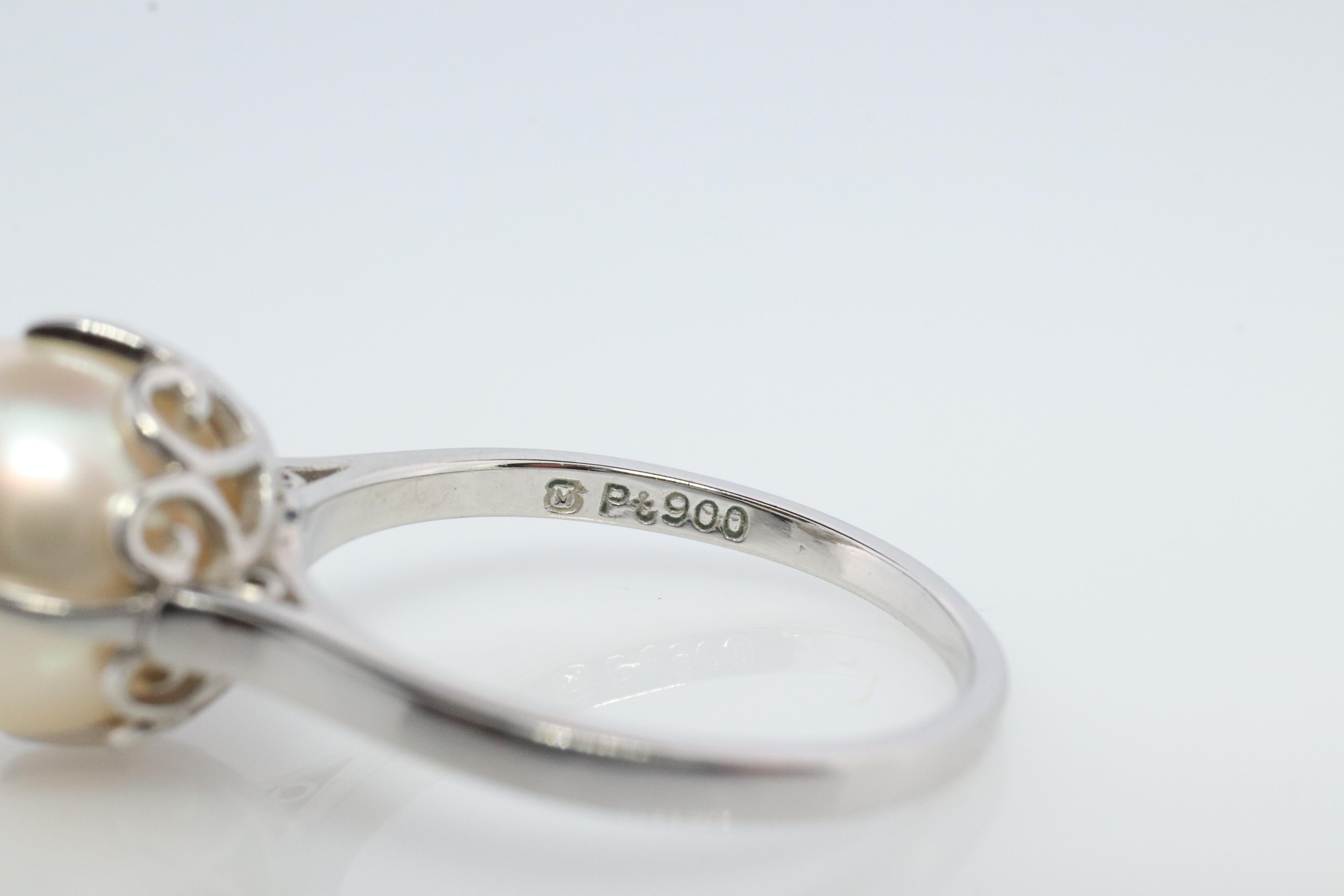 Women's Mikimoto Ring. Vintage Platinum Mikimoto Diamond Pearl ring. PT900 Claw Pearl