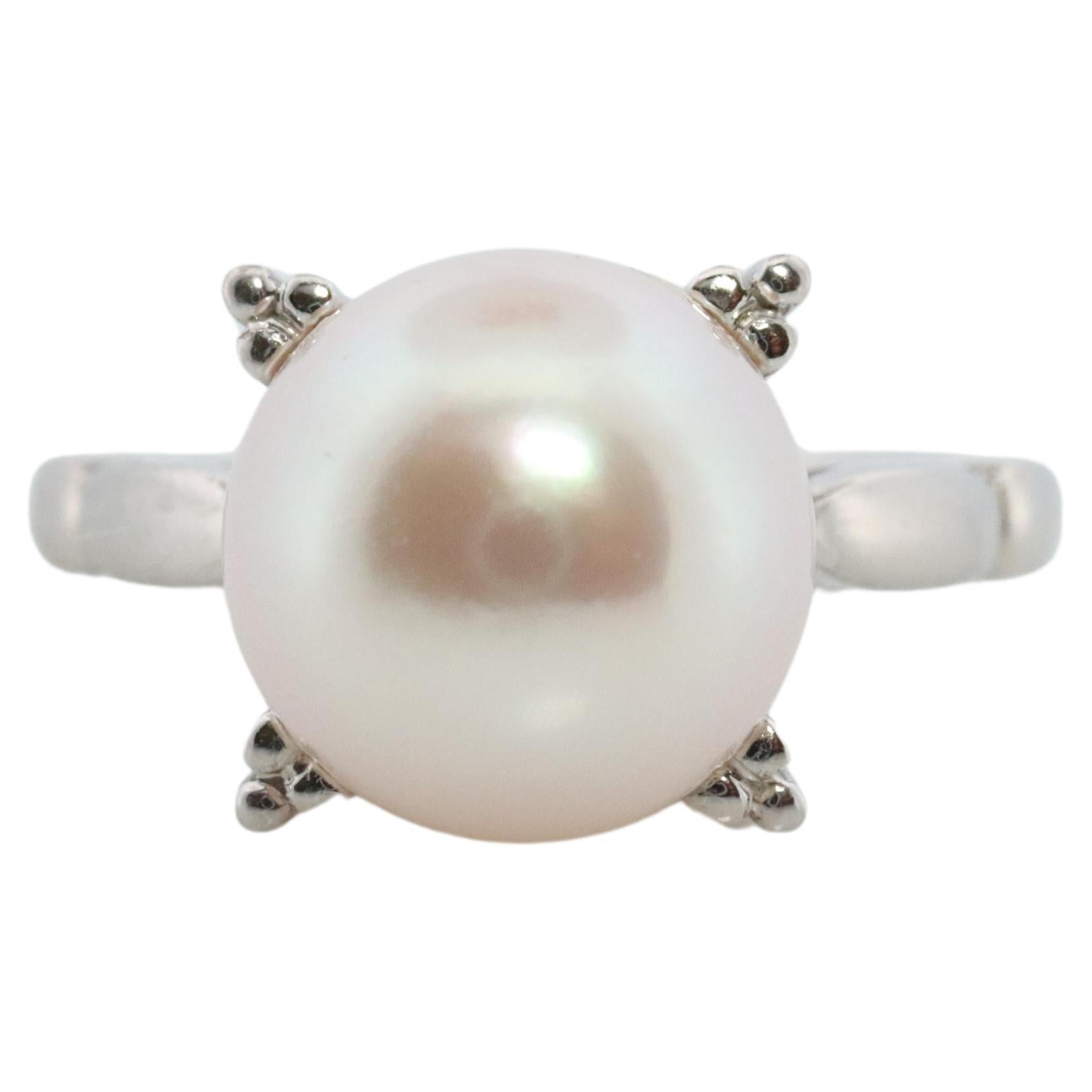 Mikimoto Ring. Vintage Platinum Mikimoto Diamond Pearl ring. PT900 Claw Pearl