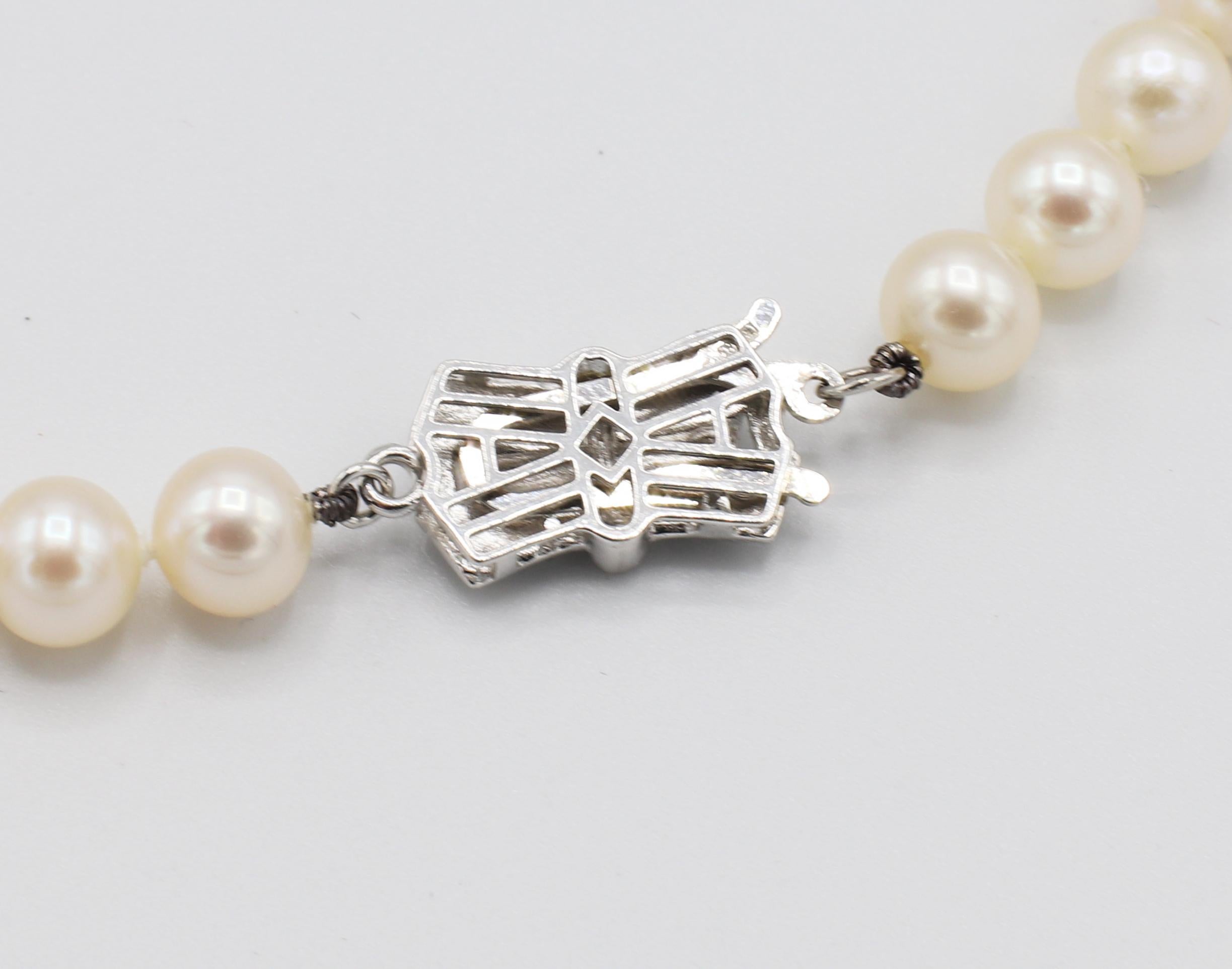 Mikimoto Sea Magic Zuchtperlen Weißgold Kreuz Armband (Moderne)