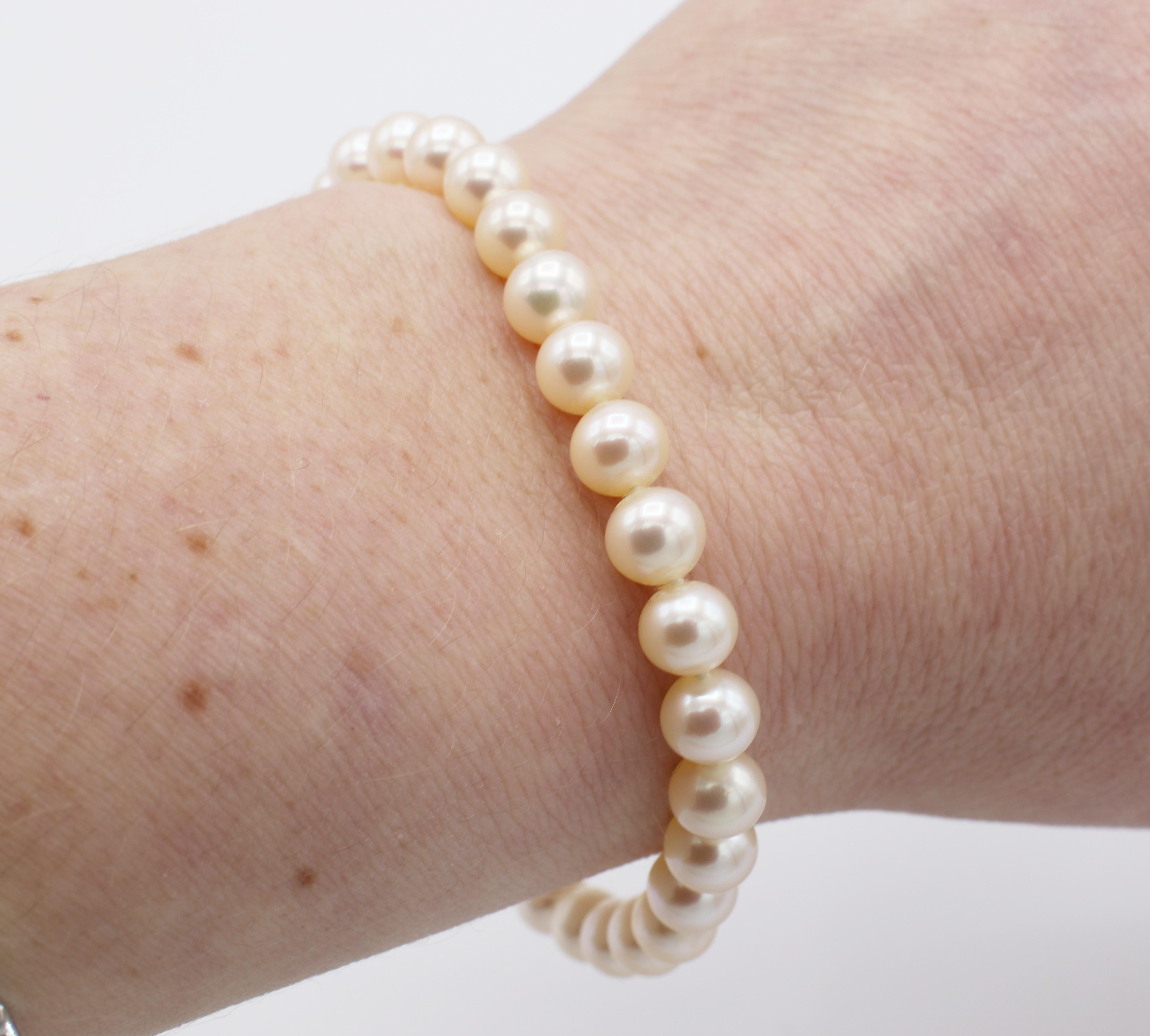 Mikimoto Sea Magic Zuchtperlen Weißgold Kreuz Armband Damen